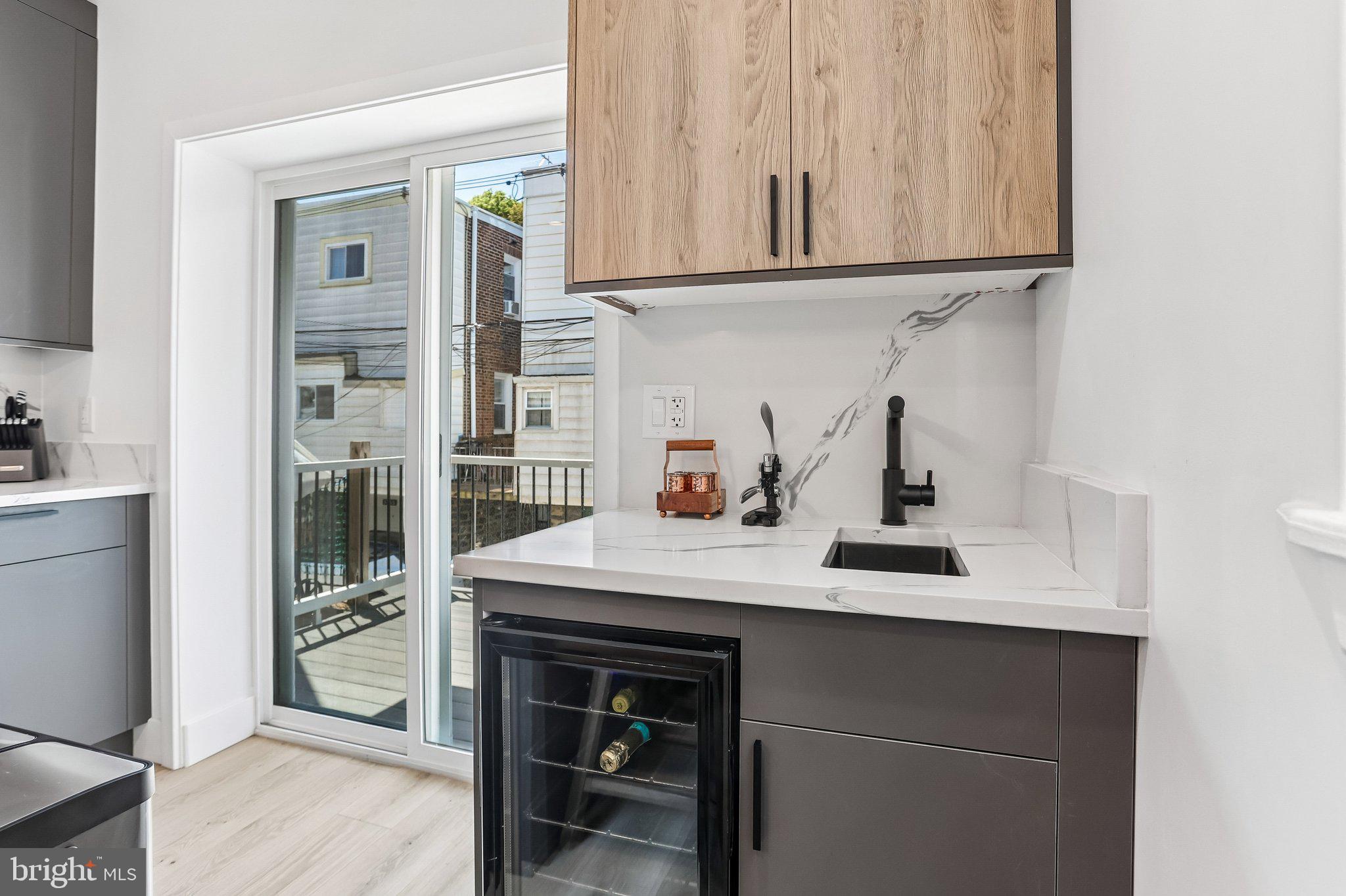 WALNUT HILL - Residential