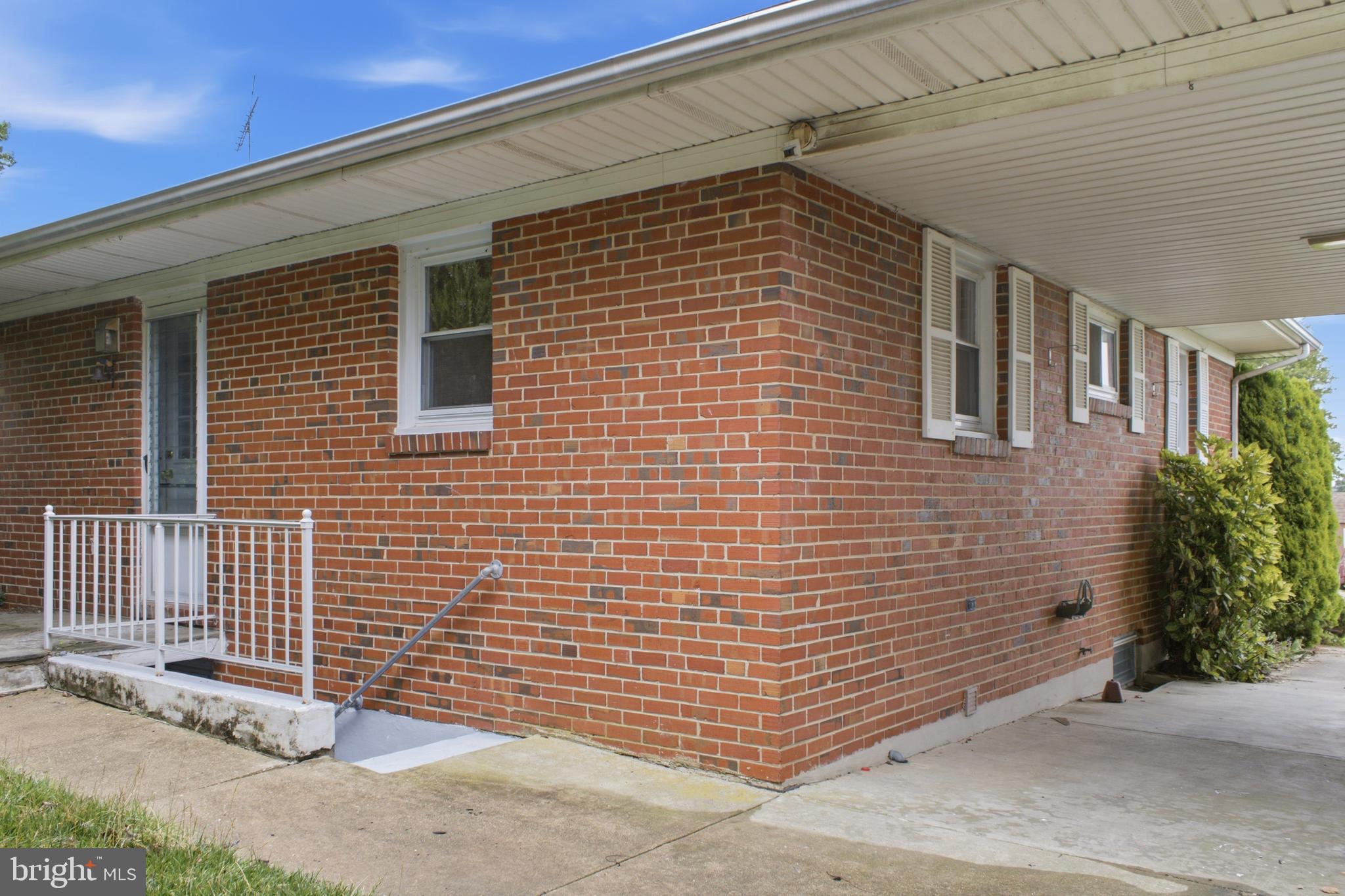 BERKFIELD - Residential