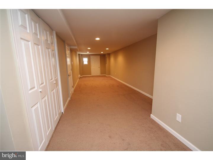 WEST OAK LANE - Residential