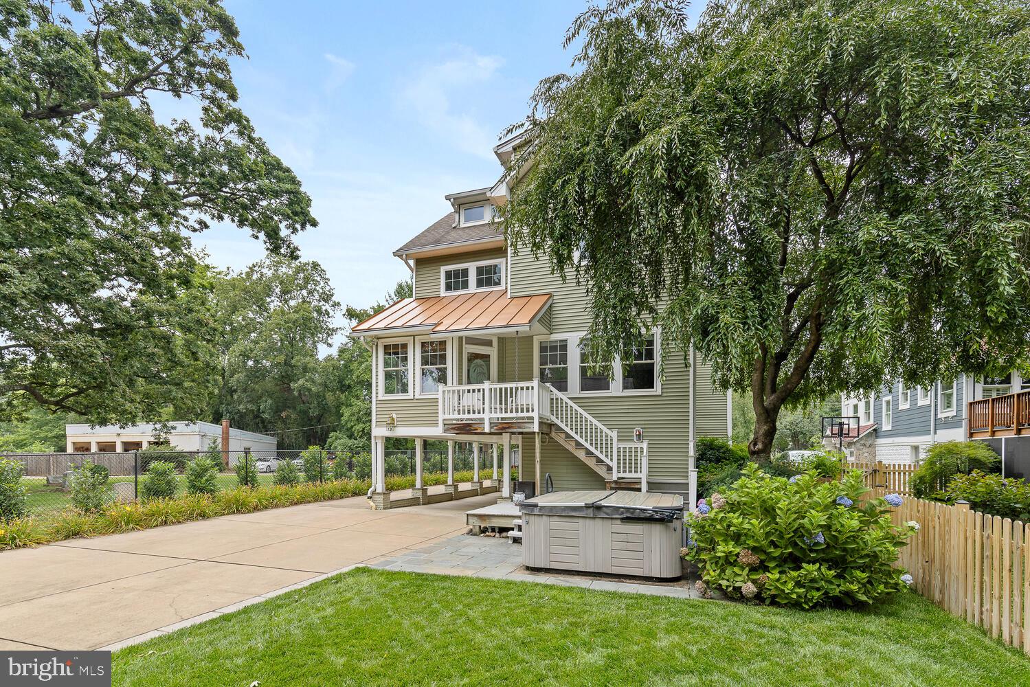 ASHTON HEIGHTS - Residential