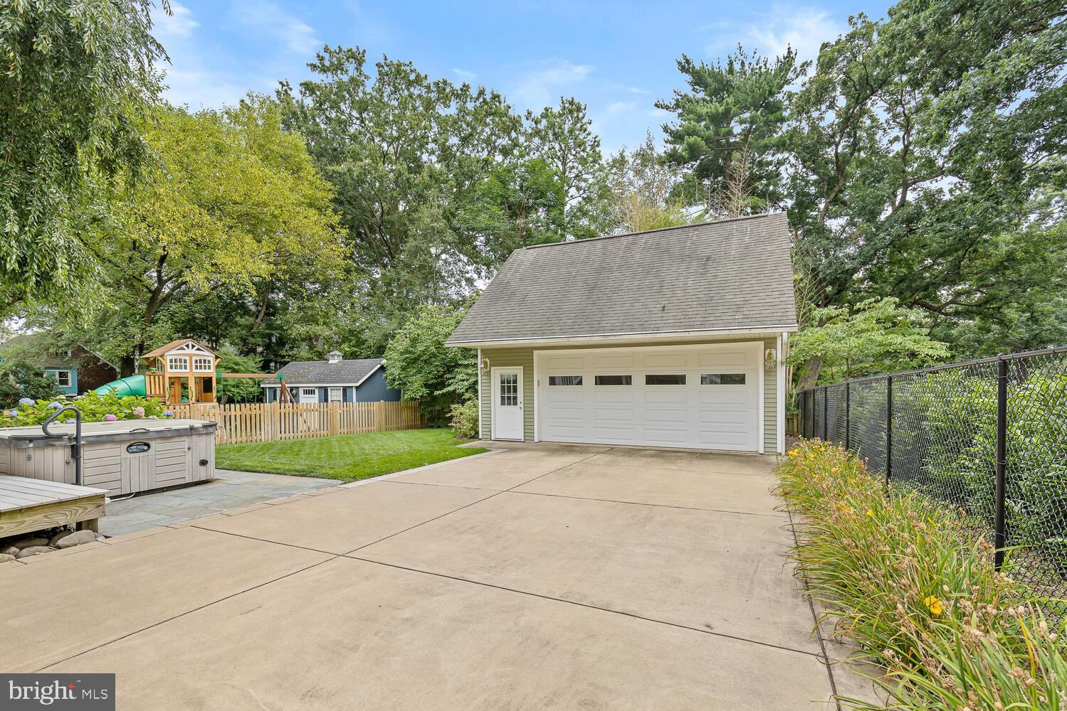 ASHTON HEIGHTS - Residential