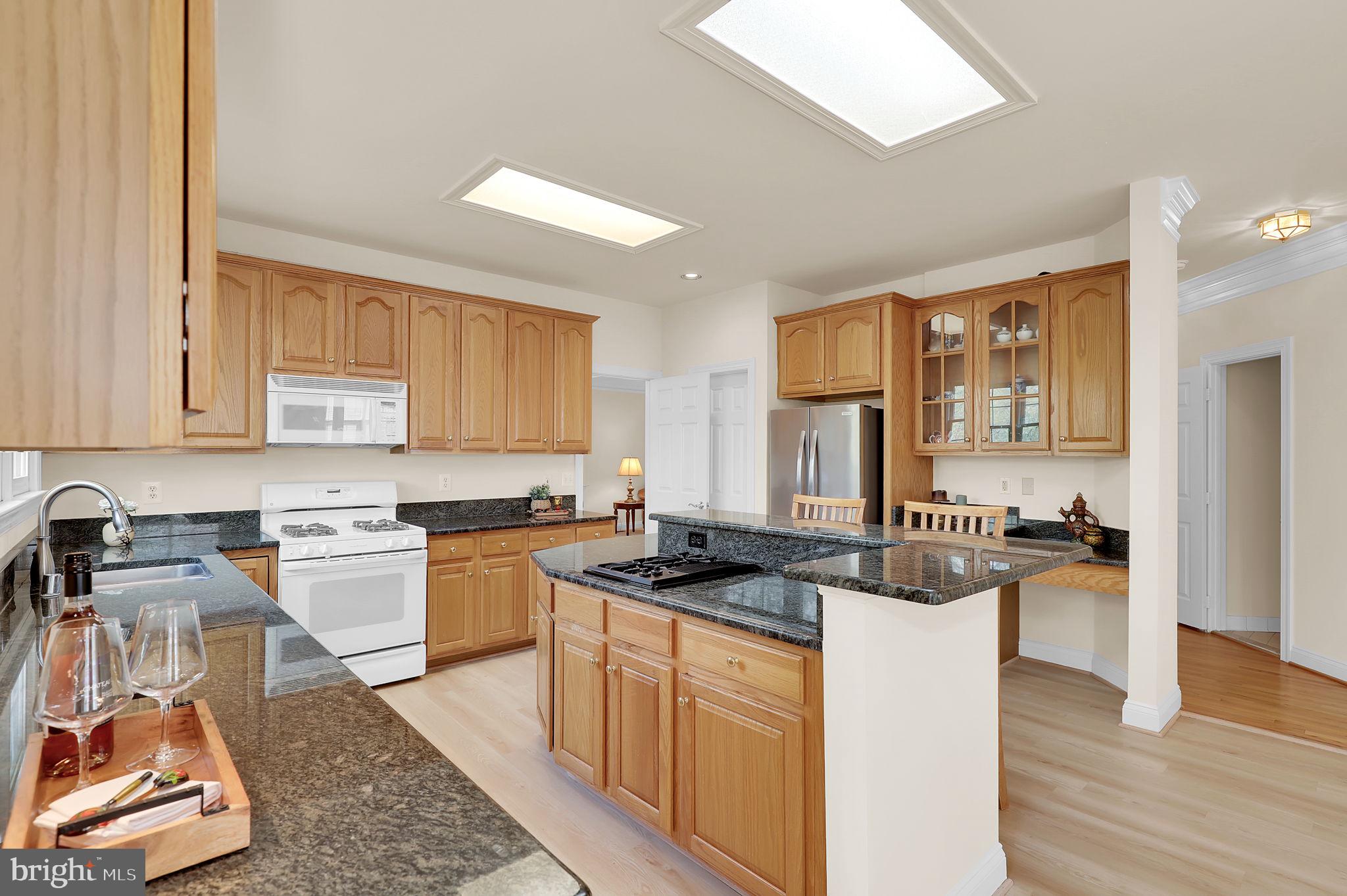 SHERWOOD FOREST - Residential