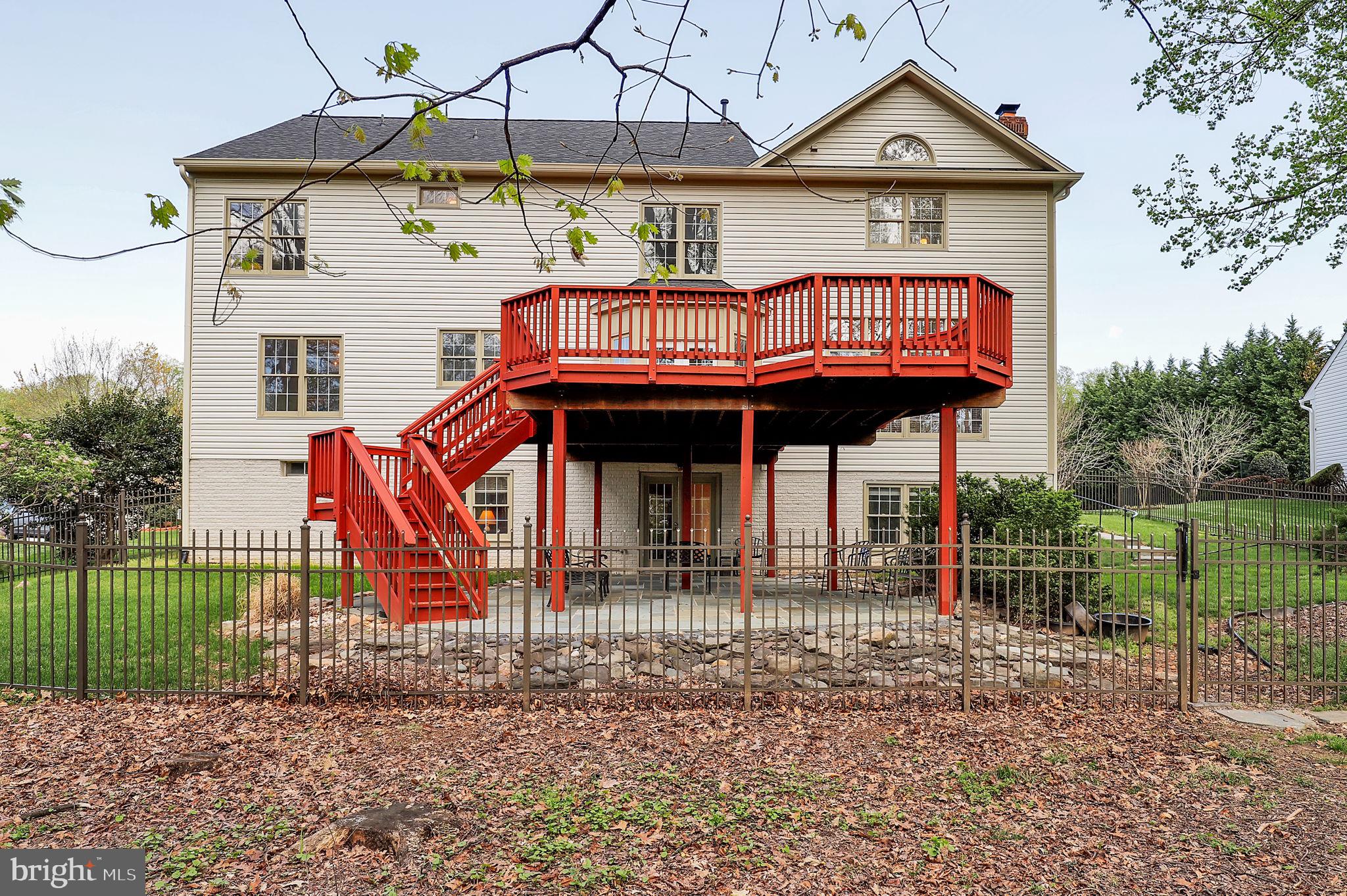SHERWOOD FOREST - Residential