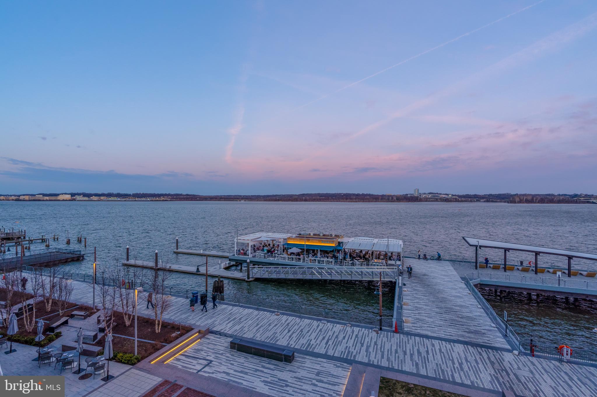 ROBINSON LANDING - Residential