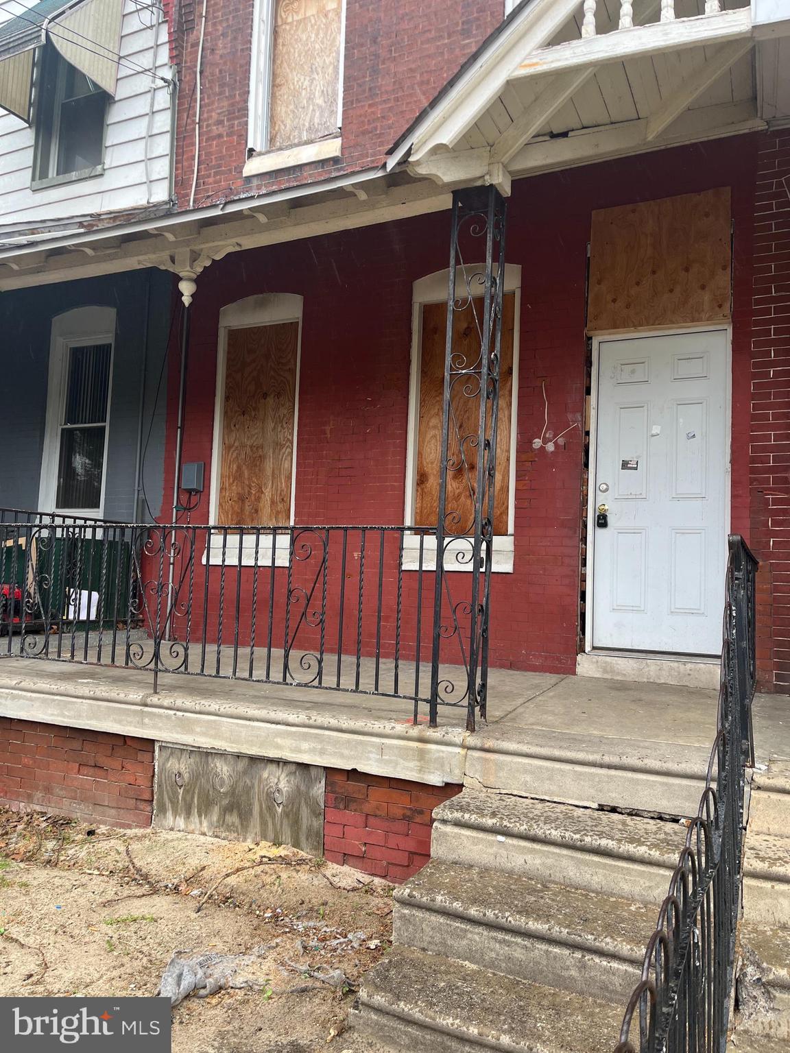 BELMONT - Residential