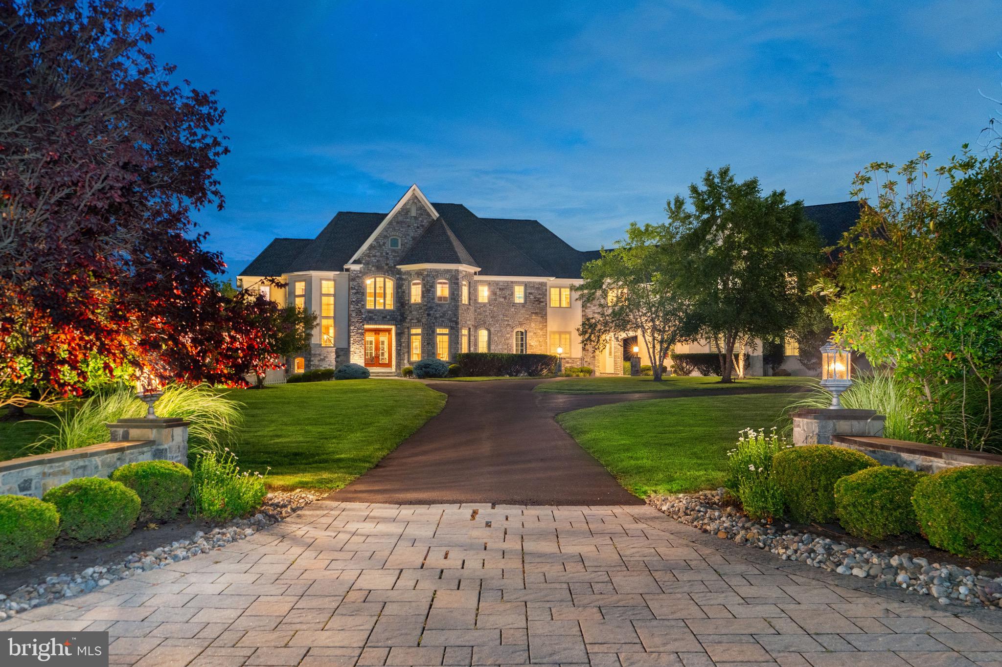 CREEKS BEND - Residential