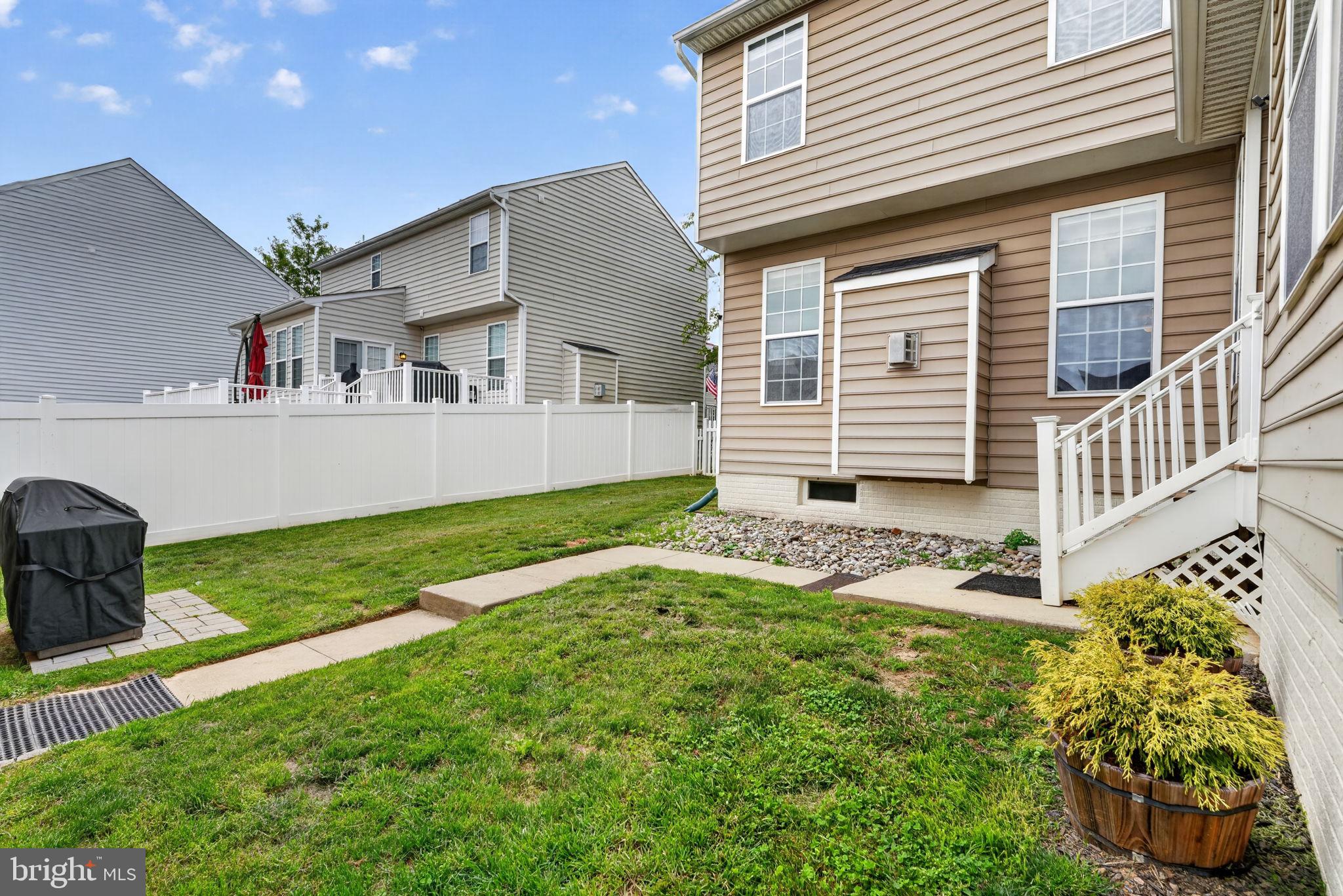 NEW DALEVILLE - Residential