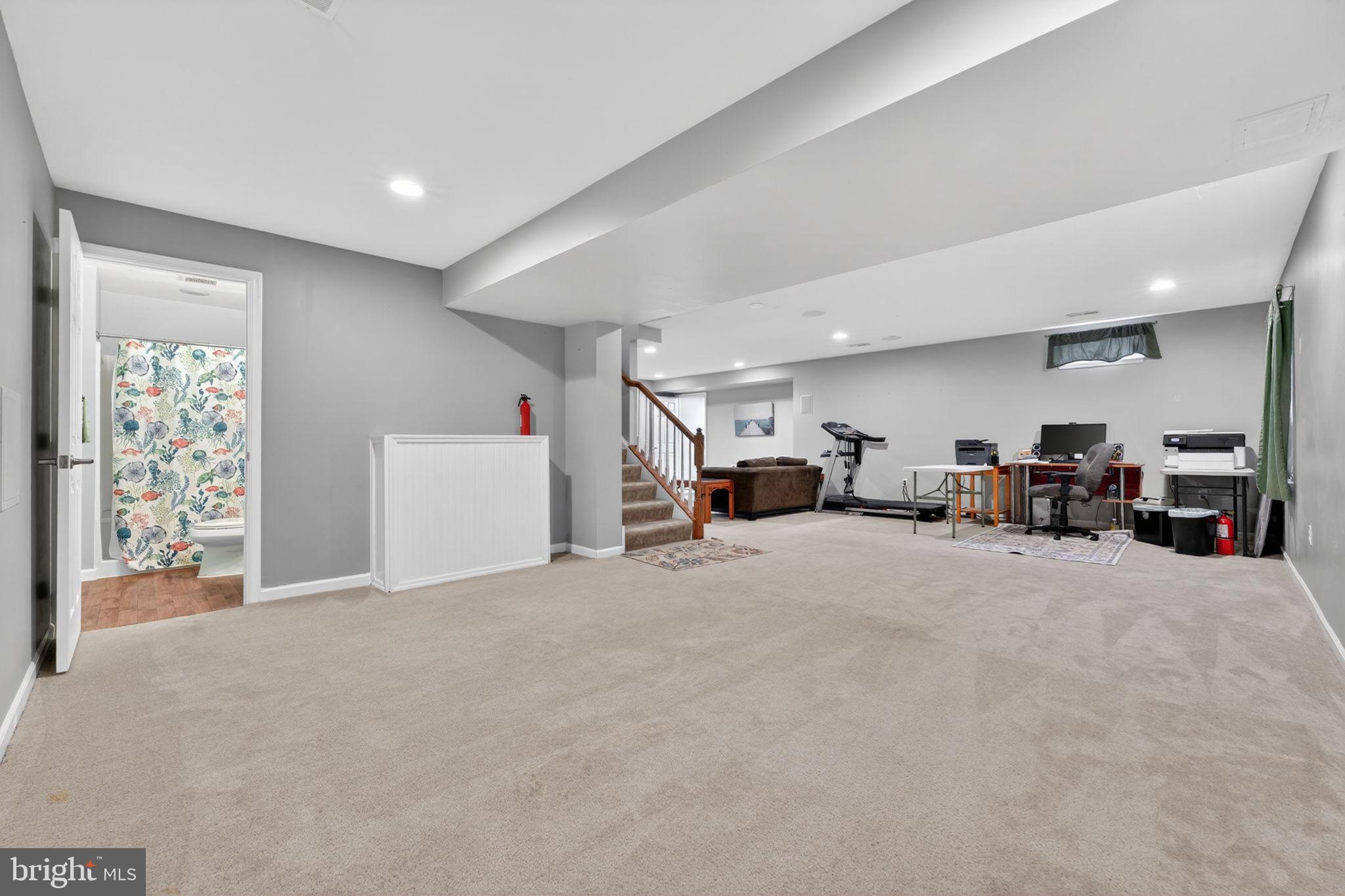 NEW DALEVILLE - Residential