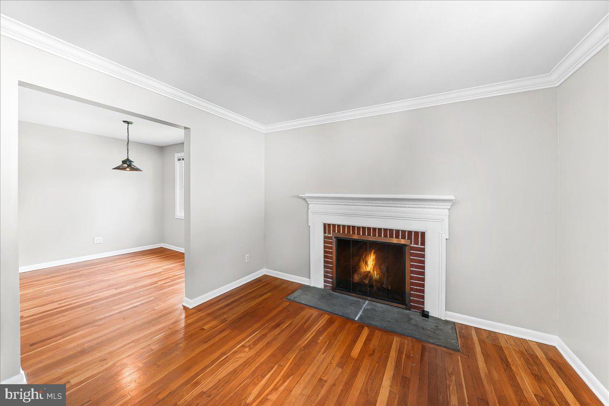 FAIRFIELD CREST - Residential