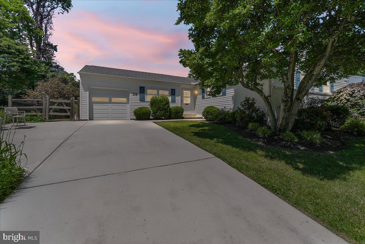 FAIRFIELD CREST - Residential
