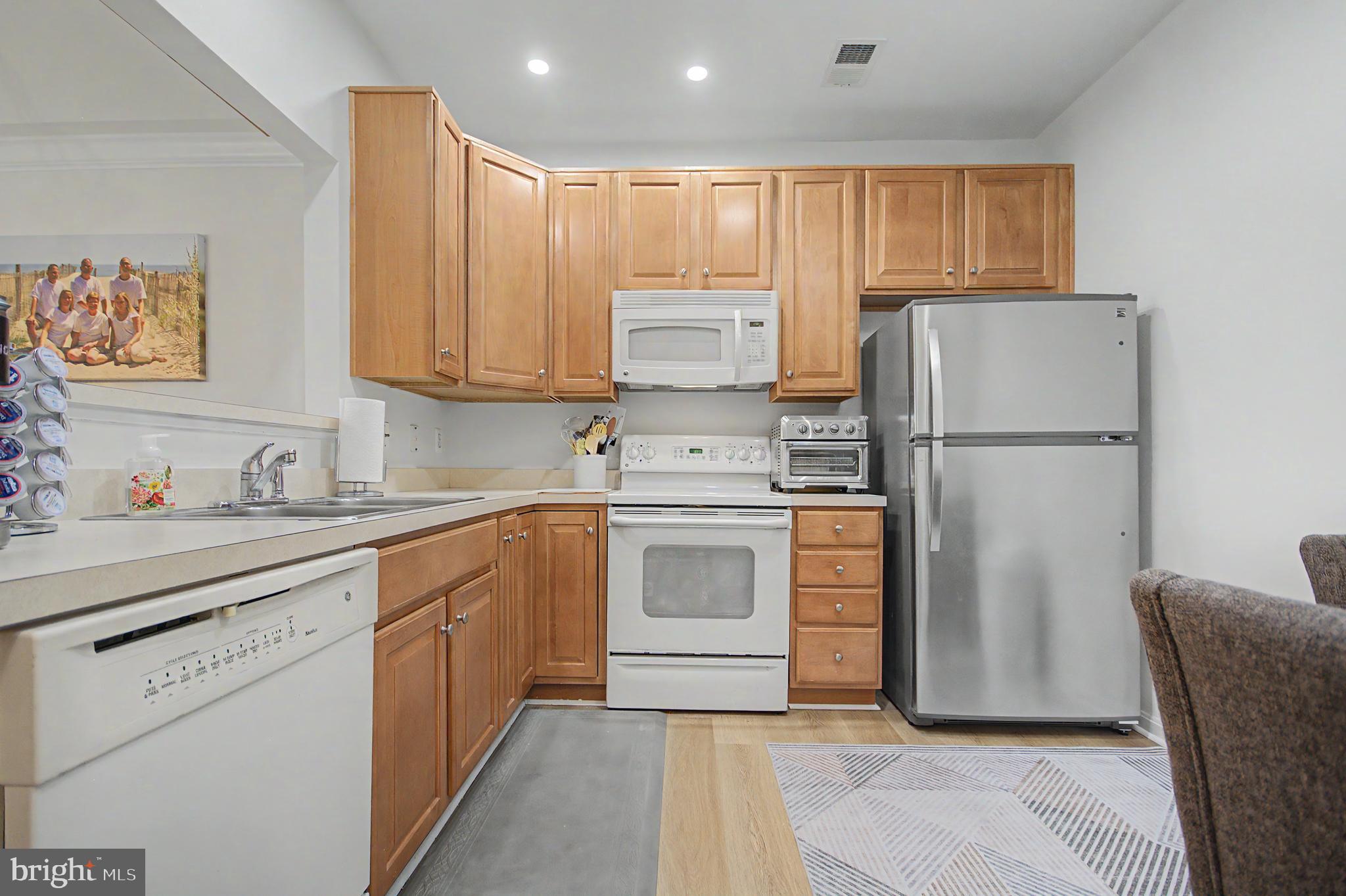 CEDAR RIDGE - Residential