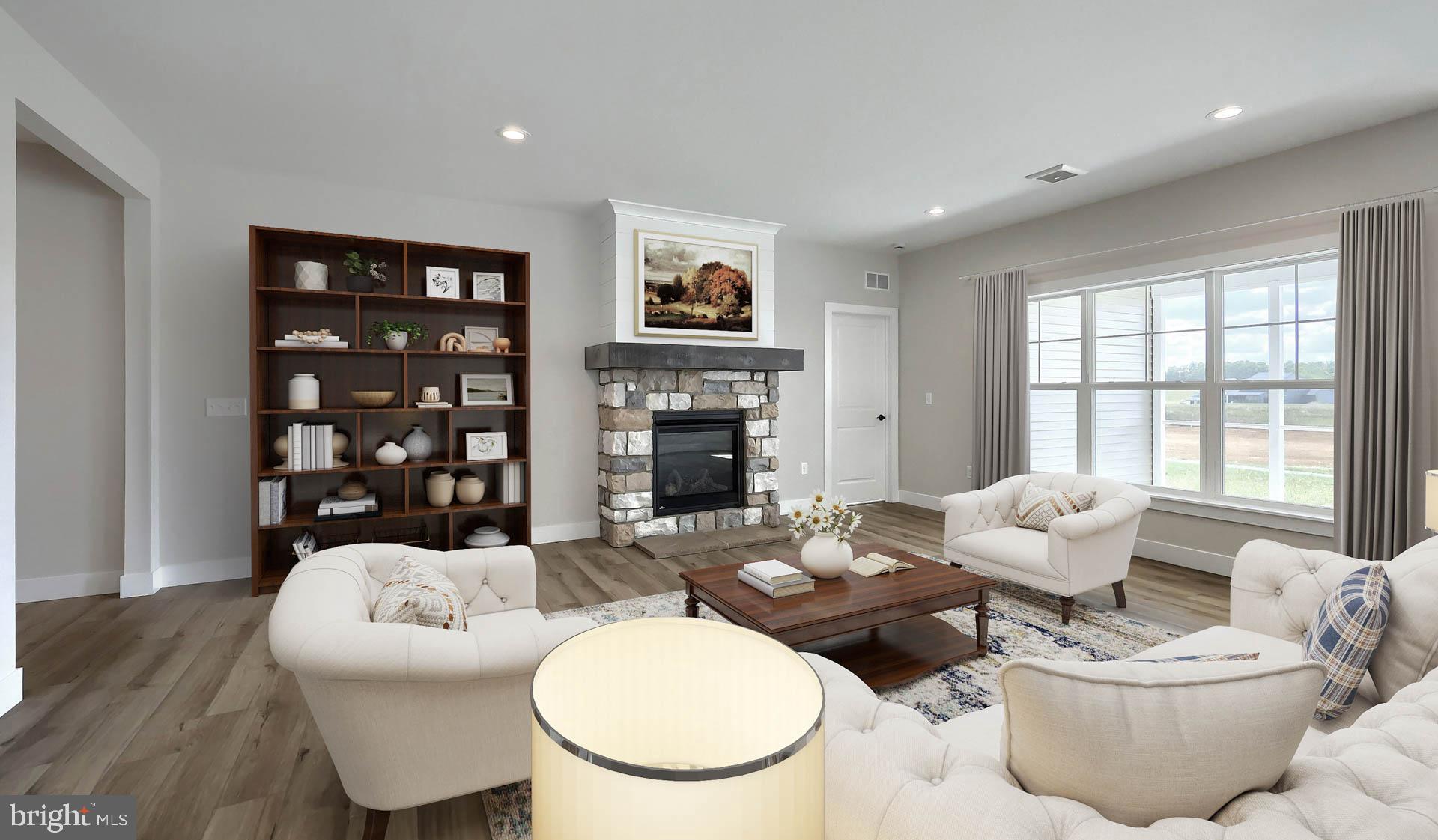 WINDING CREEK - Residential