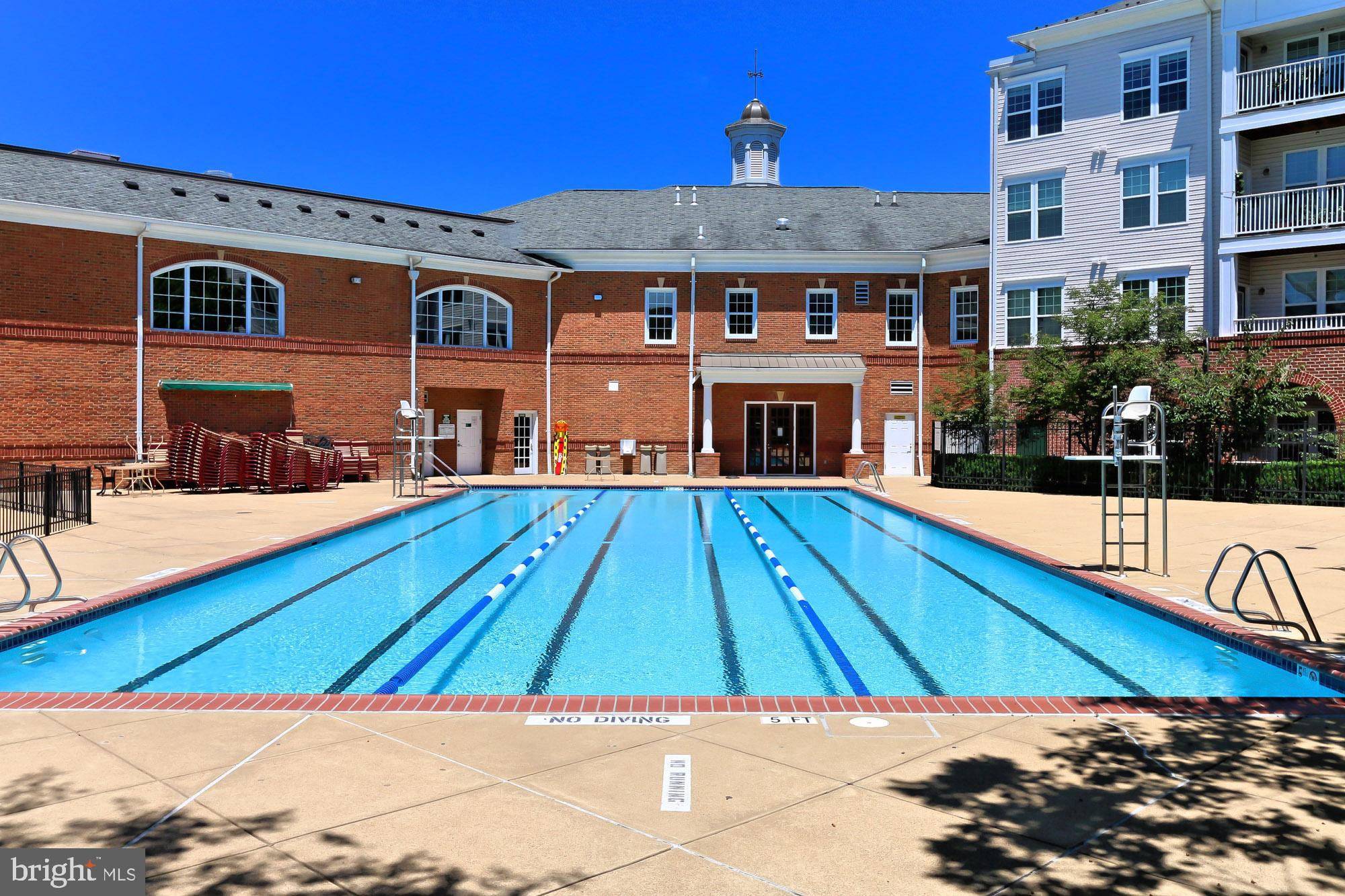 CAMERON STATION - Residential