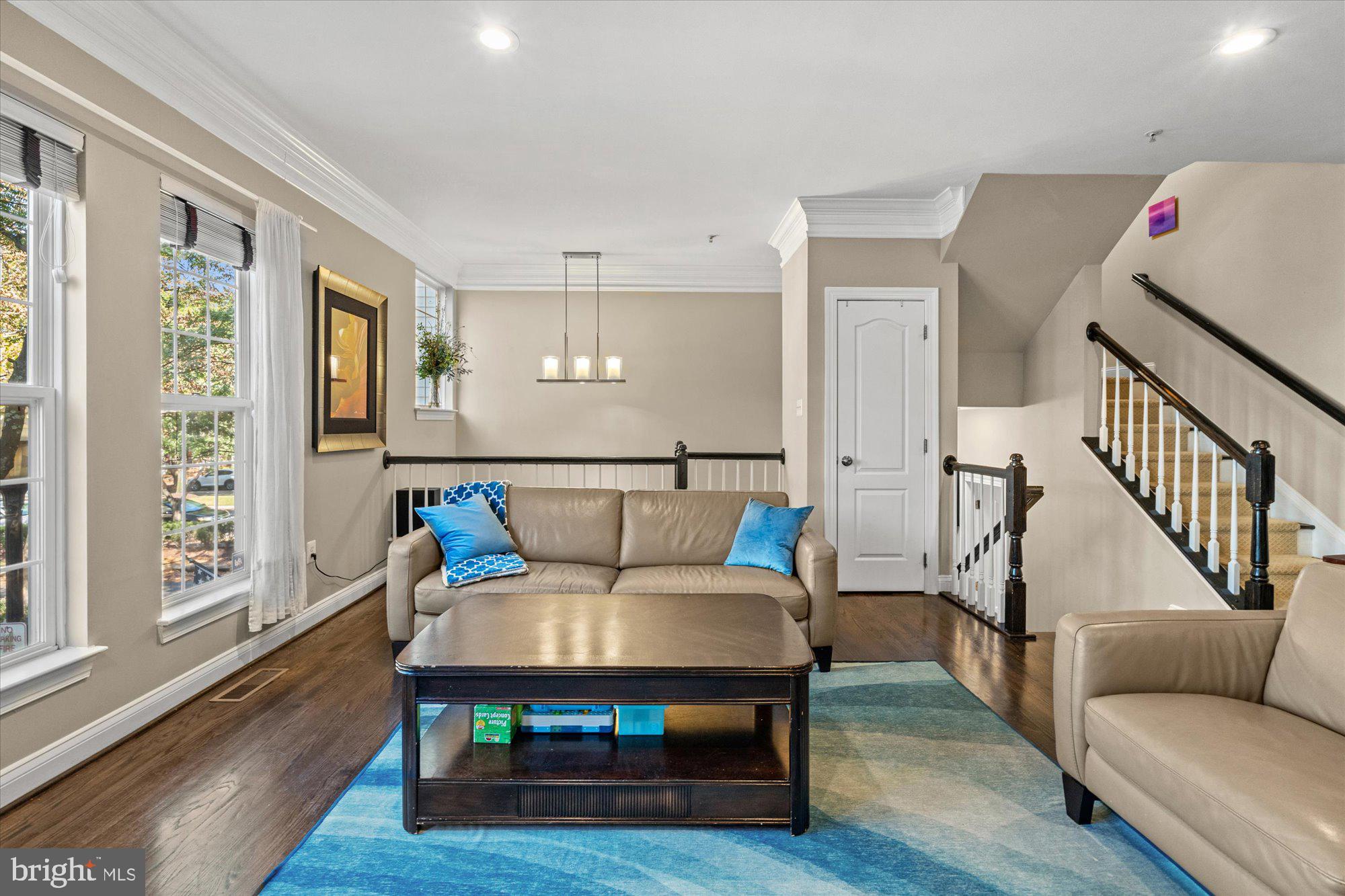 CAMERON STATION - Residential