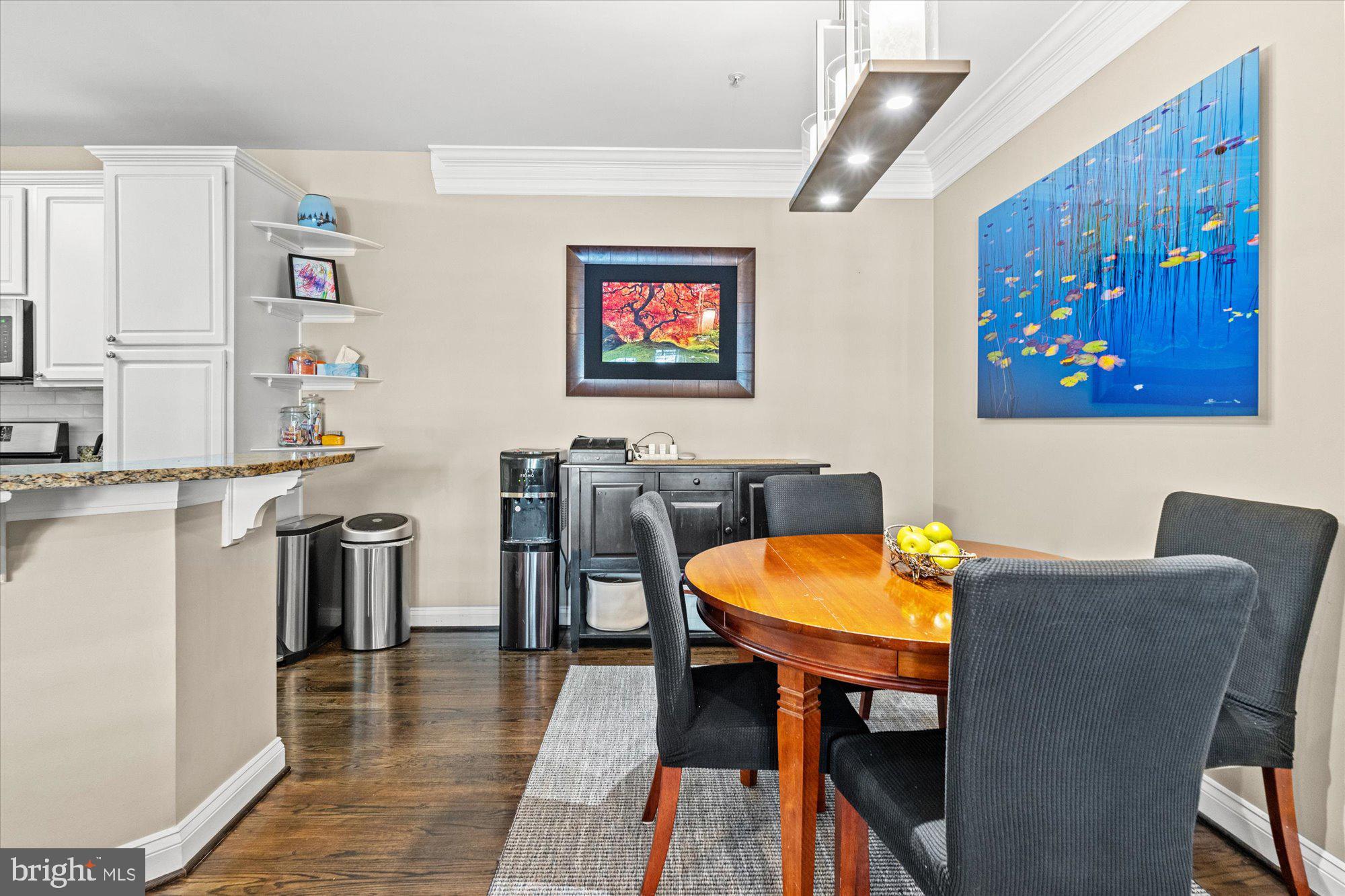 CAMERON STATION - Residential