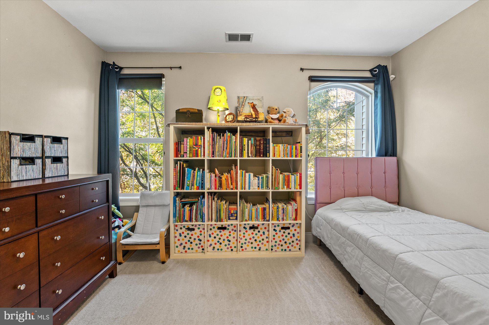 CAMERON STATION - Residential