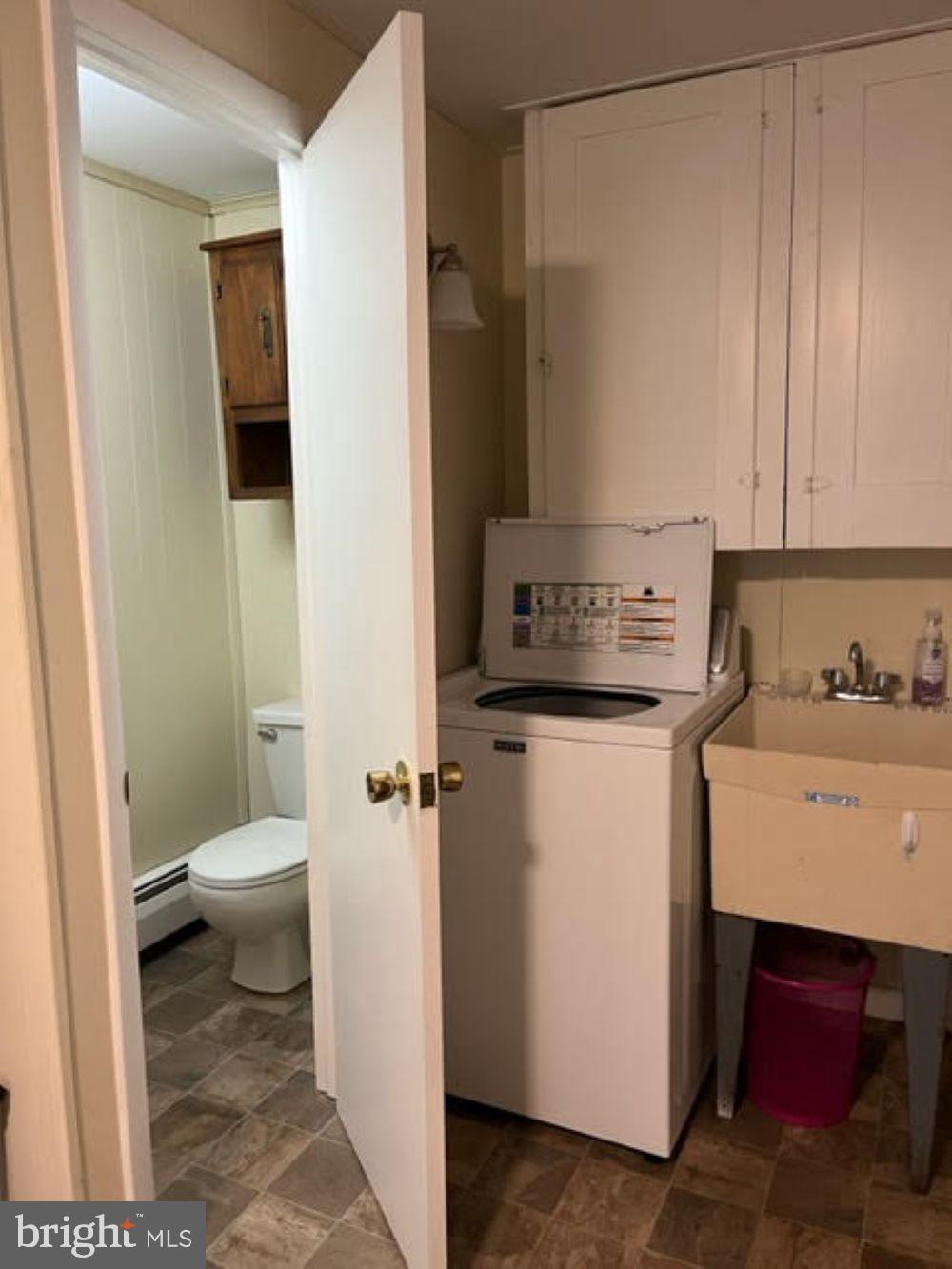 ELIZABETH TWP - Residential Lease