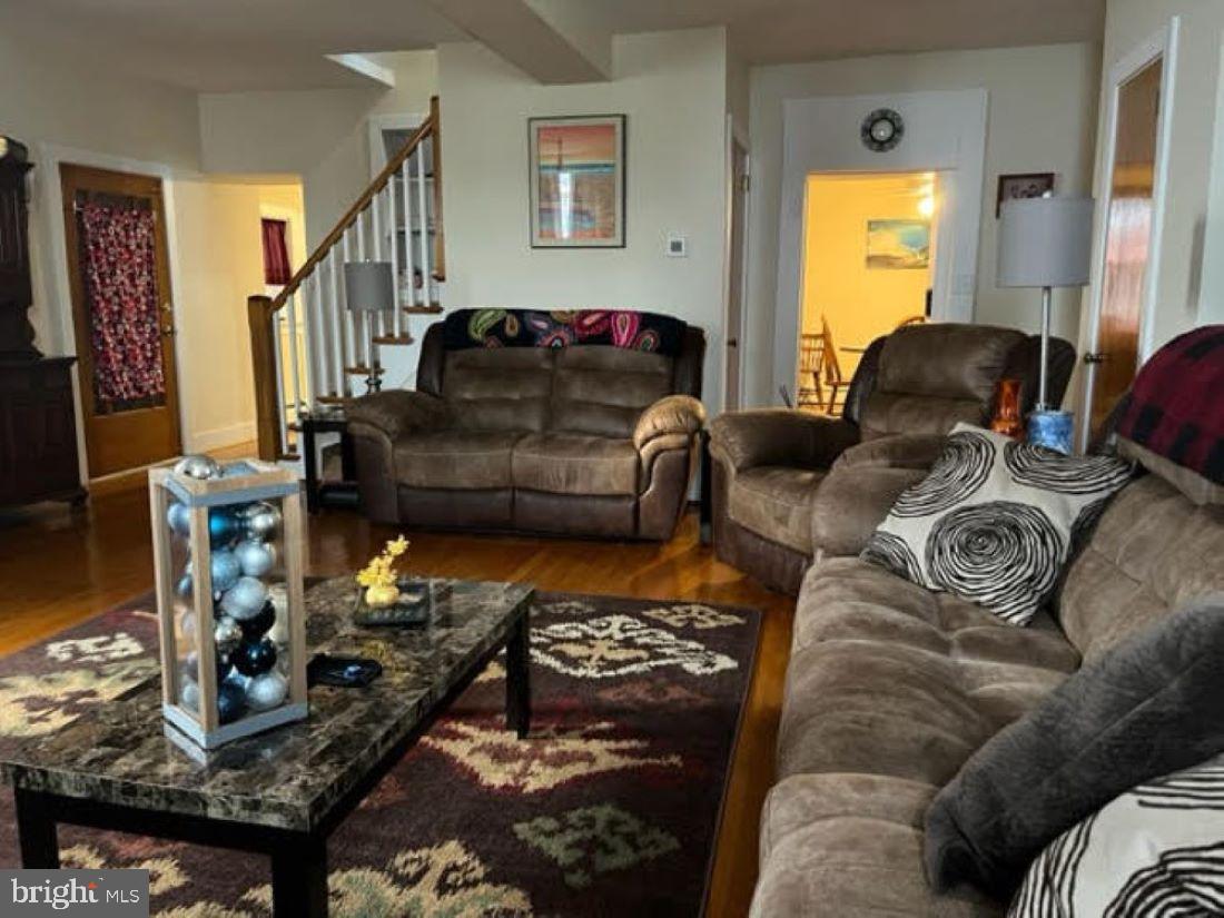 ELIZABETH TWP - Residential Lease