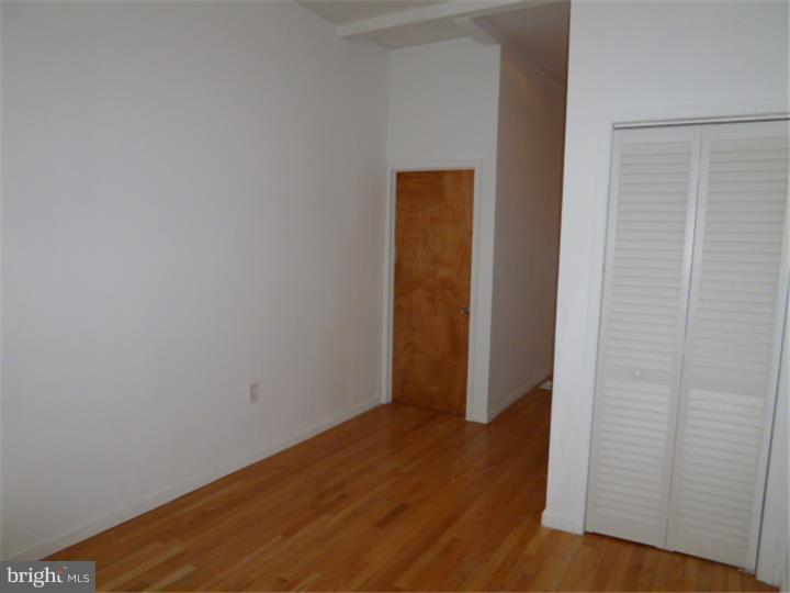 TEMPLE UNIVERSITY - Residential Lease
