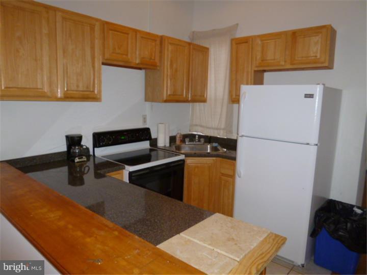 TEMPLE UNIVERSITY - Residential Lease