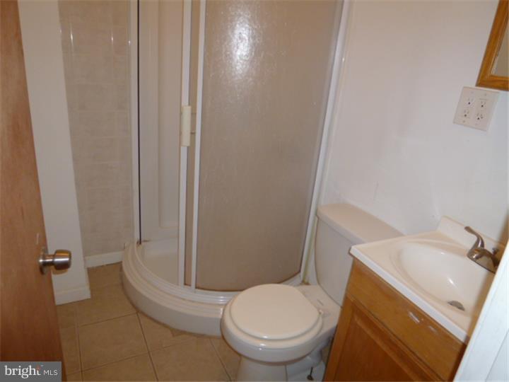 TEMPLE UNIVERSITY - Residential Lease