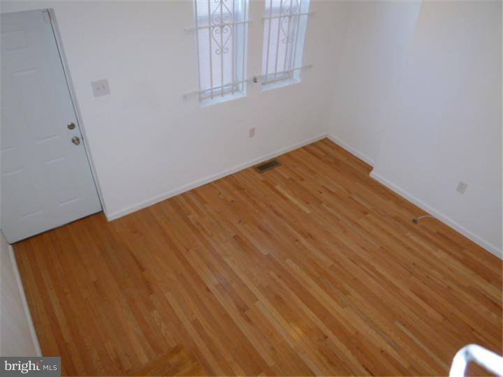 TEMPLE UNIVERSITY - Residential Lease