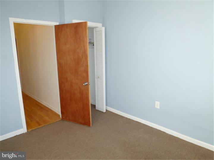 TEMPLE UNIVERSITY - Residential Lease