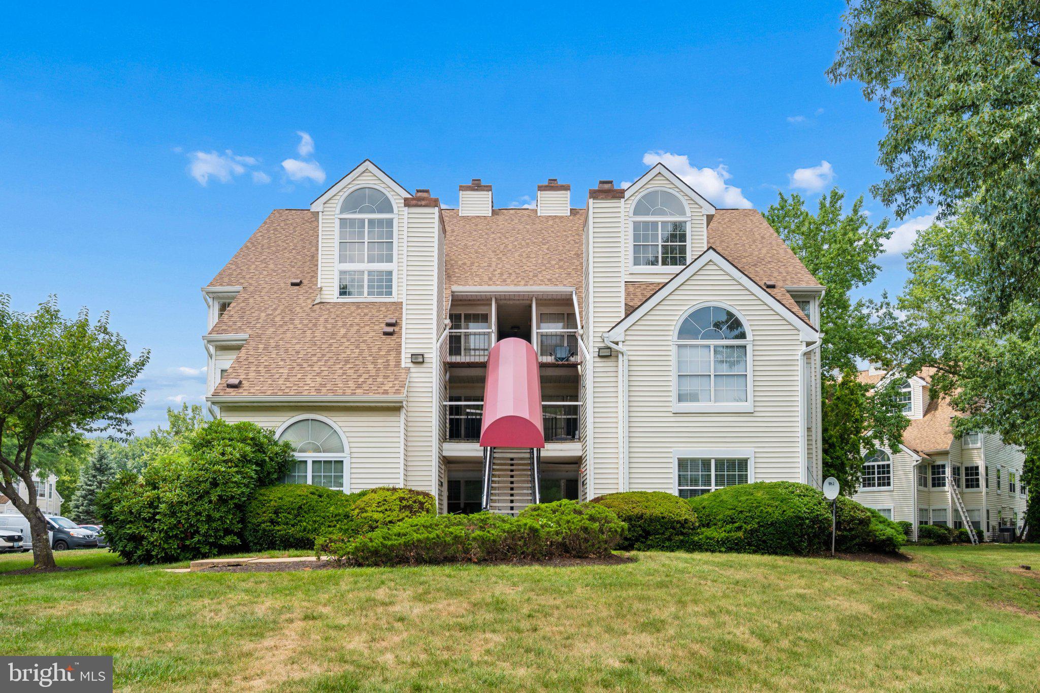 VISTAS AT LAKE ARBOR - Residential