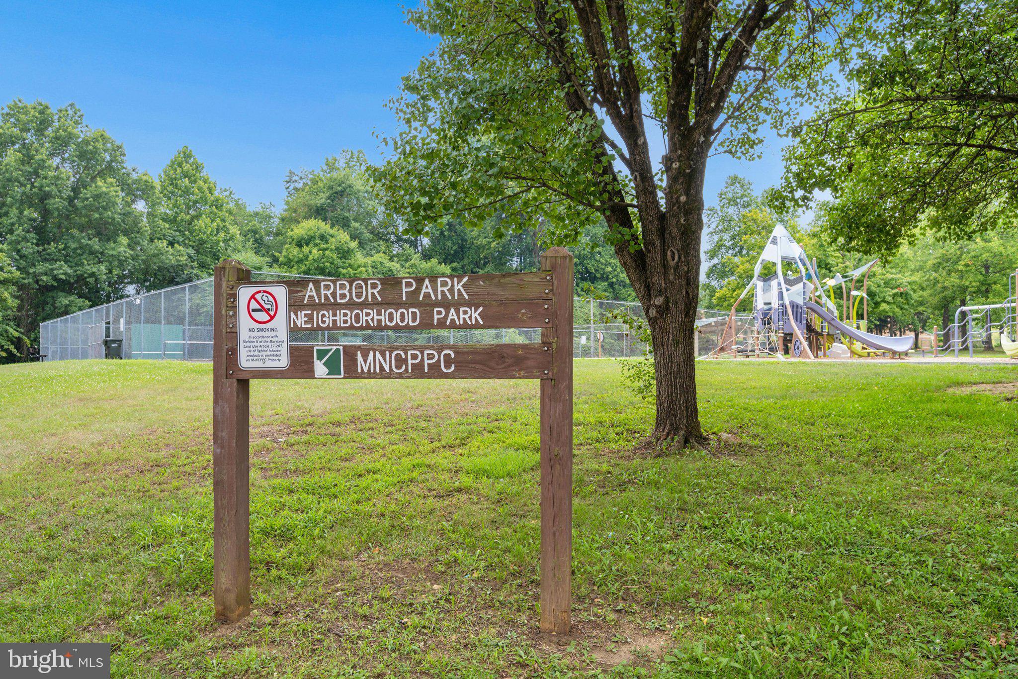 VISTAS AT LAKE ARBOR - Residential