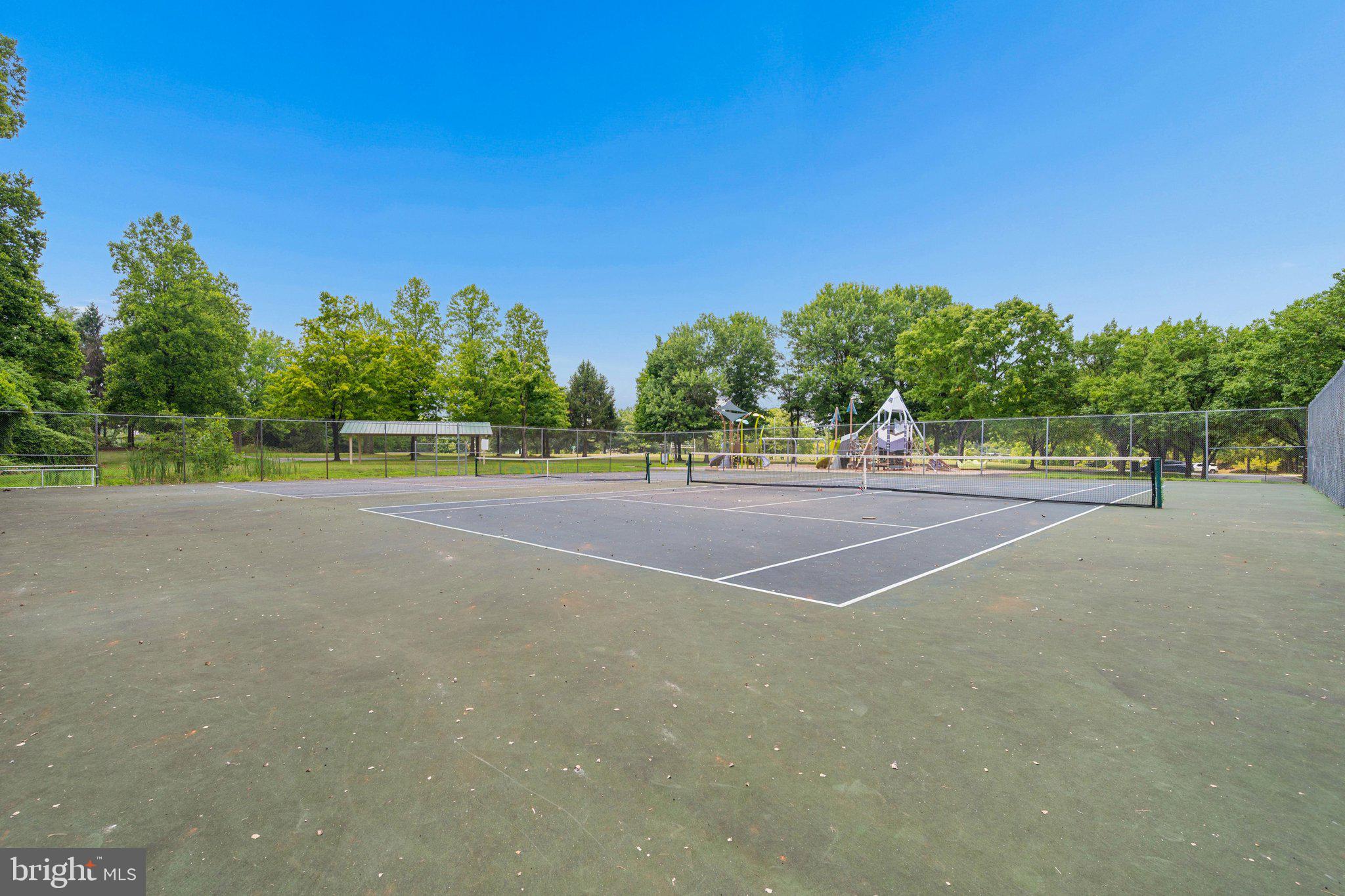 VISTAS AT LAKE ARBOR - Residential