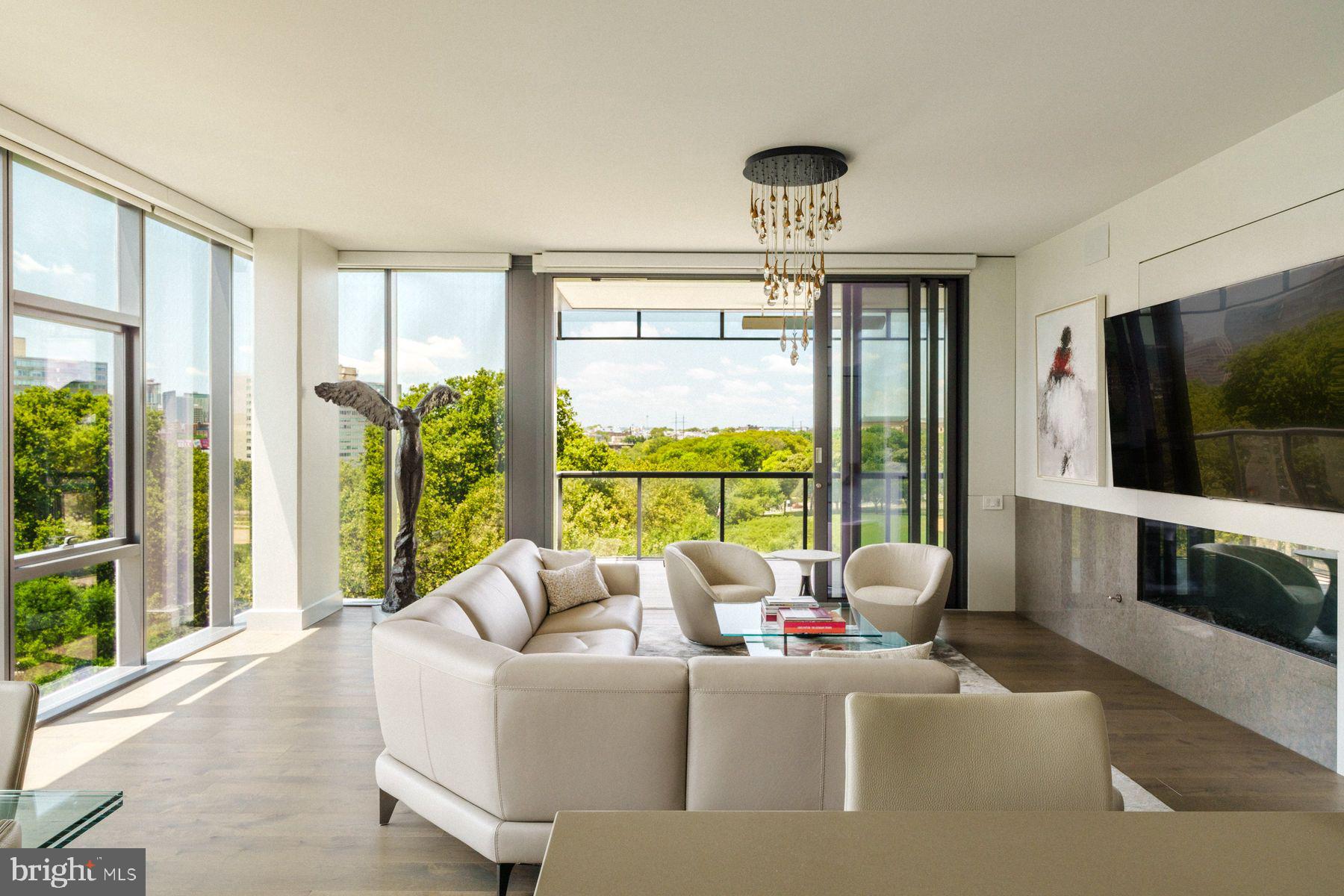 ART MUSEUM AREA - Residential