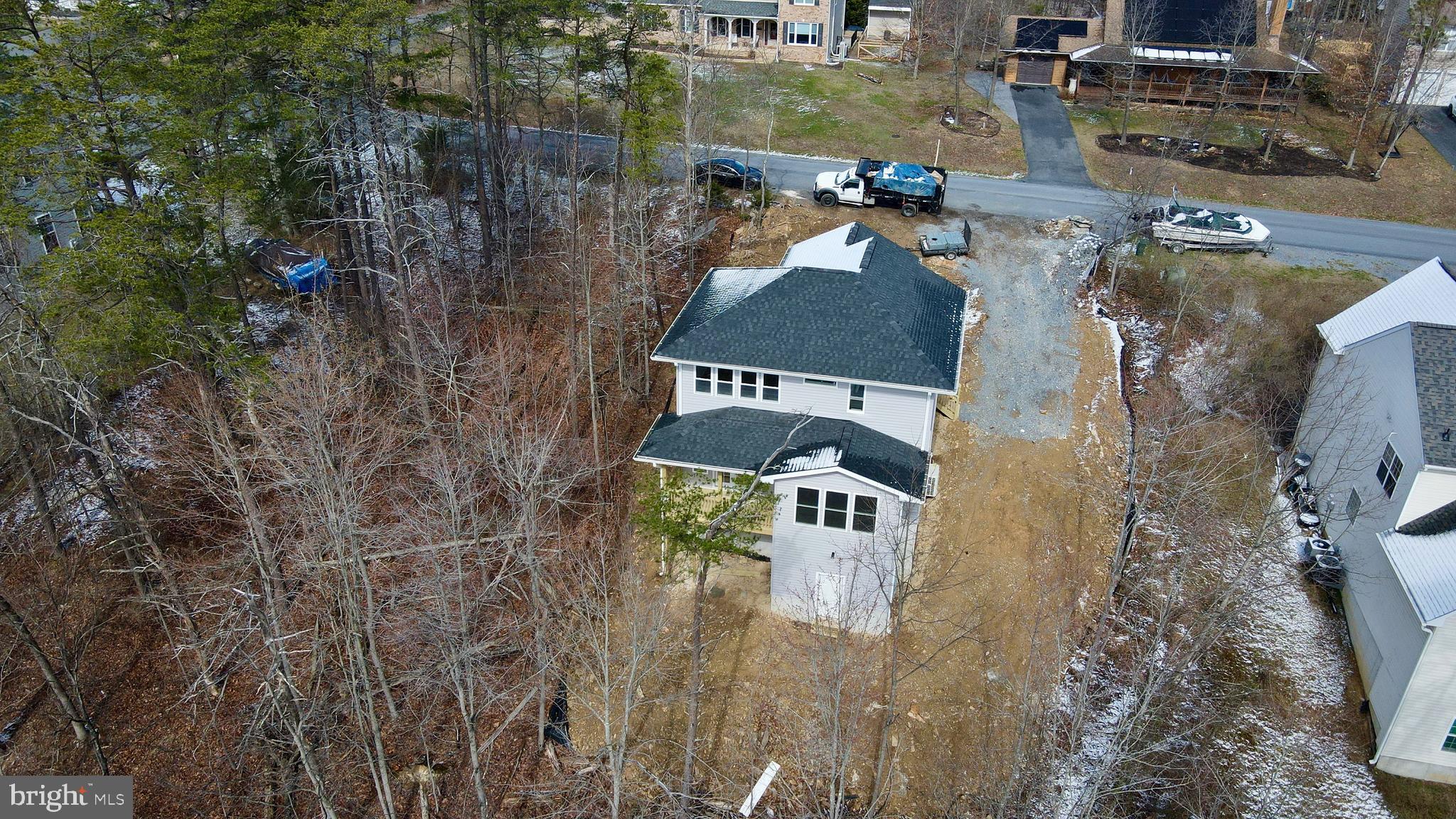 LAKE HOLIDAY ESTATES - Residential
