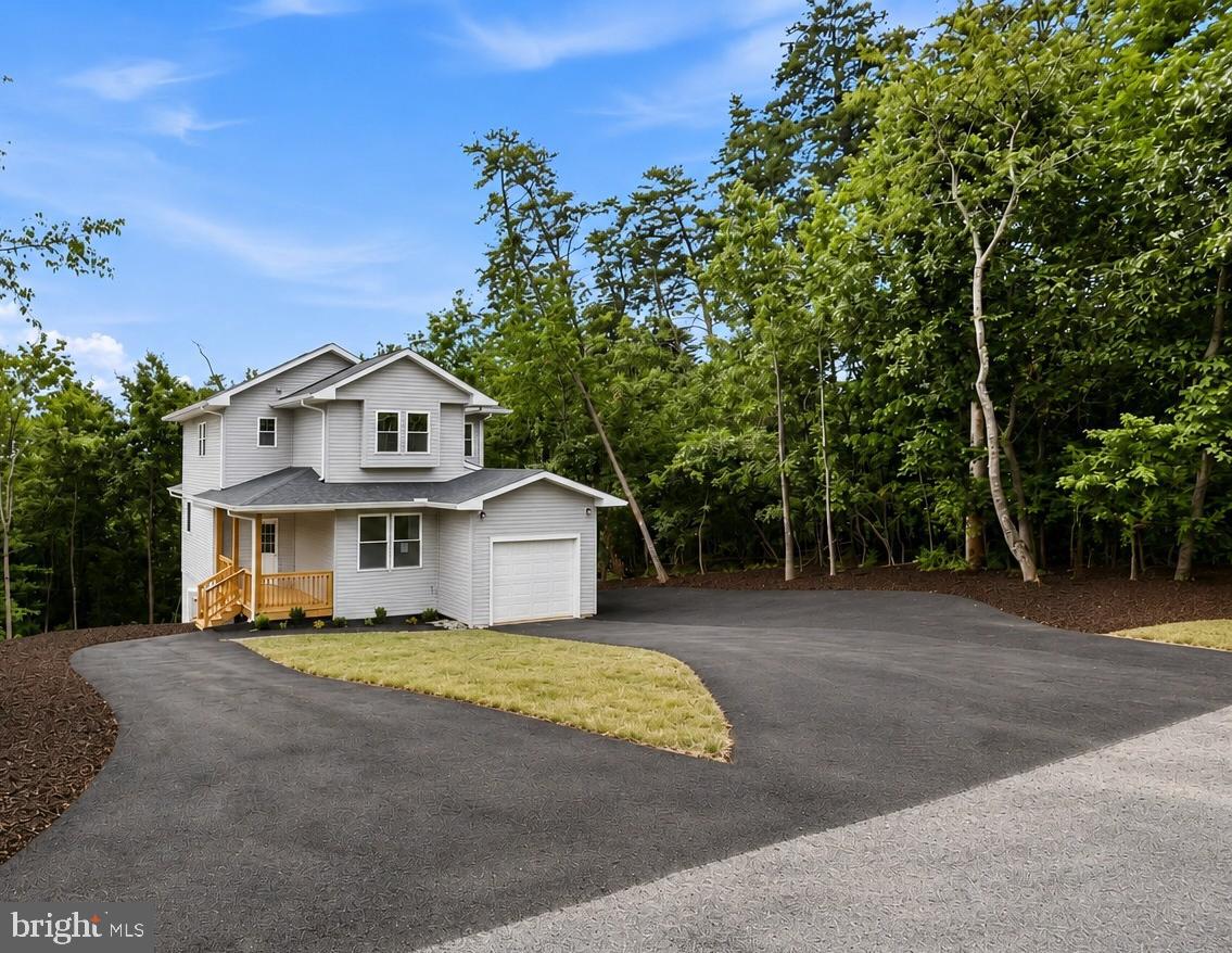 LAKE HOLIDAY ESTATES - Residential