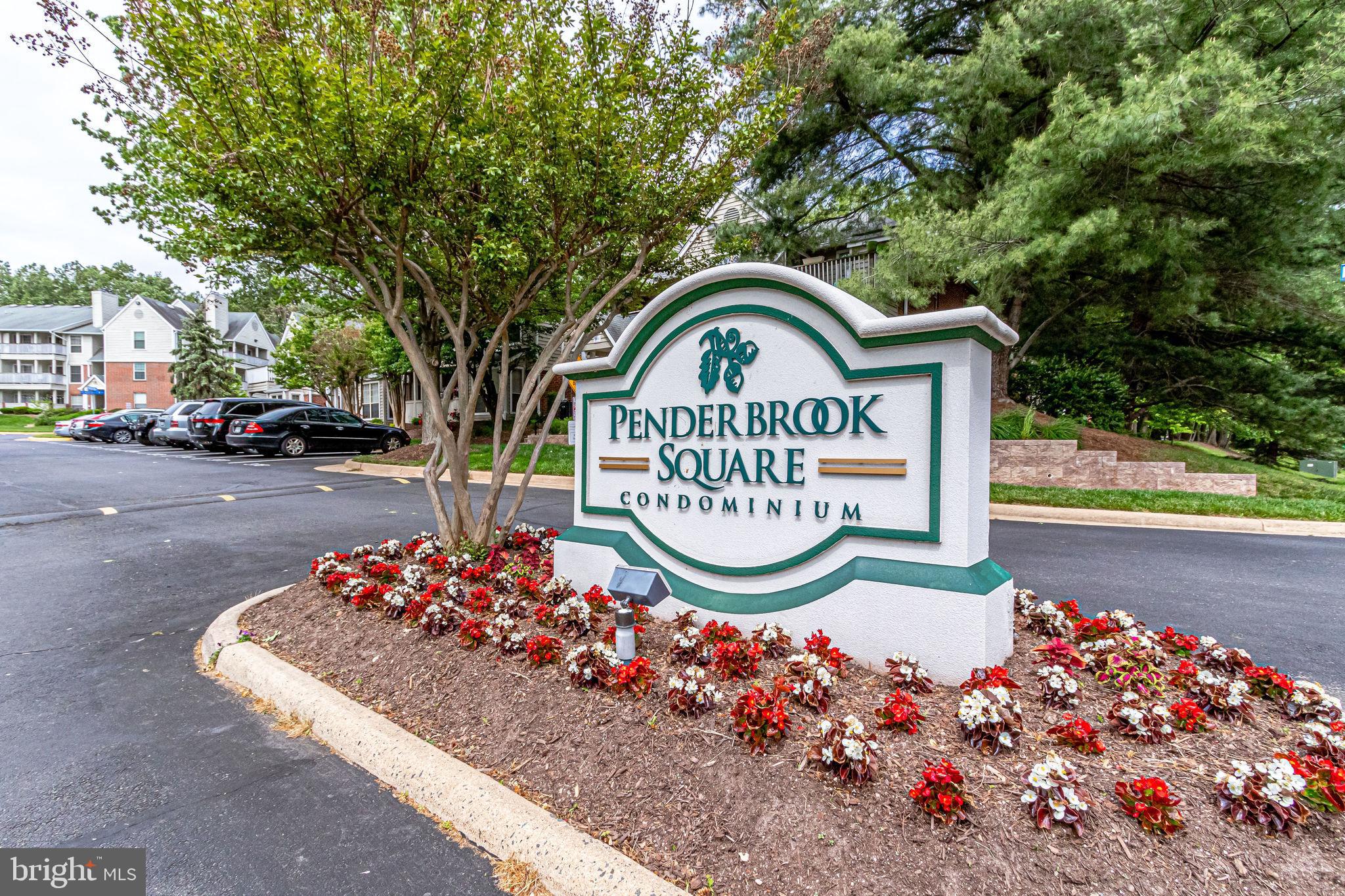 PENDERBROOK SQUARE CONDOMINIUMS - Residential Lease