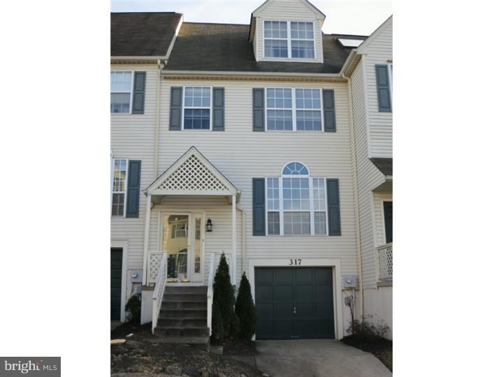 CINNAMON HILL - Residential