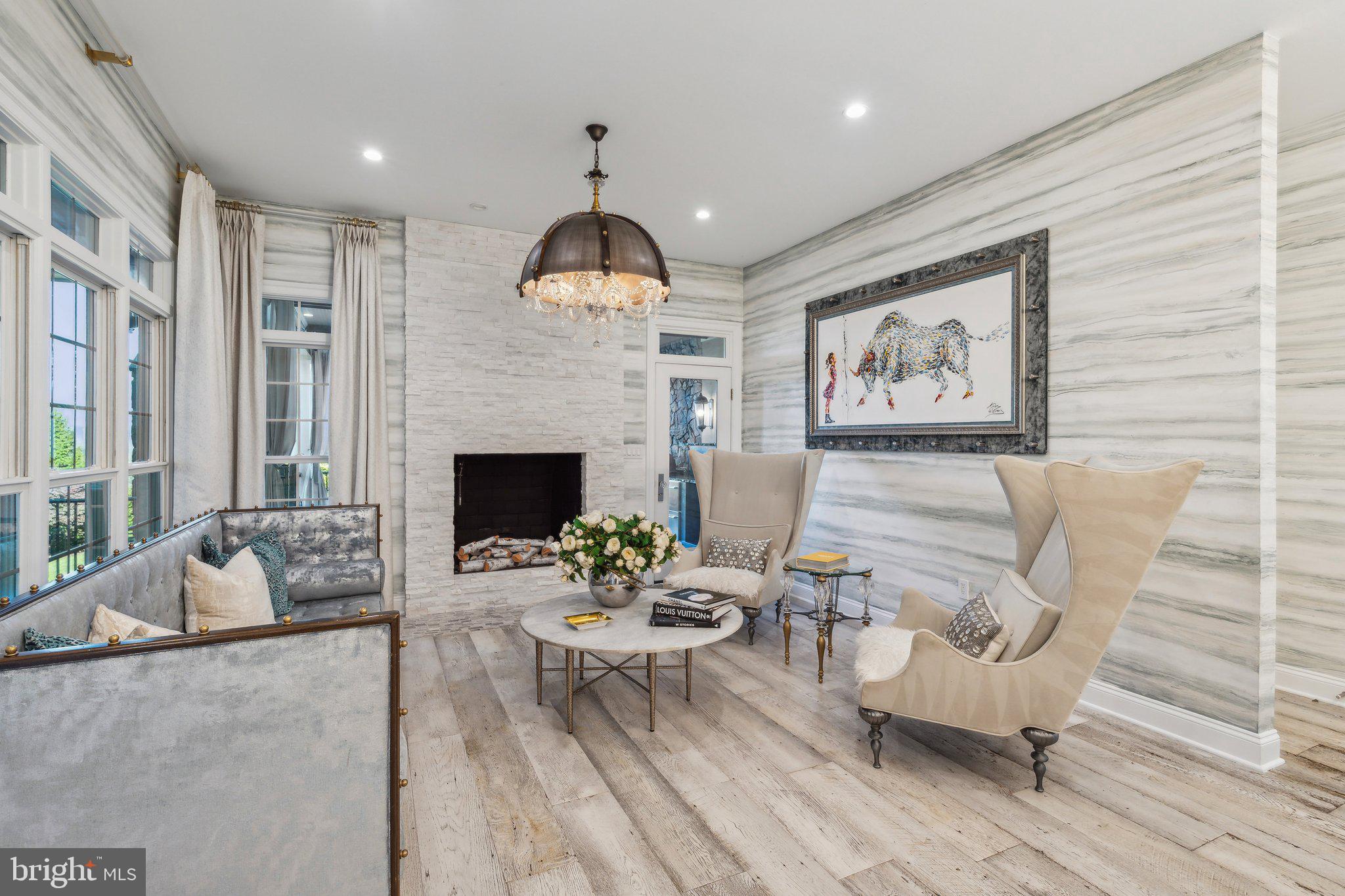 BEACON HILL - Residential