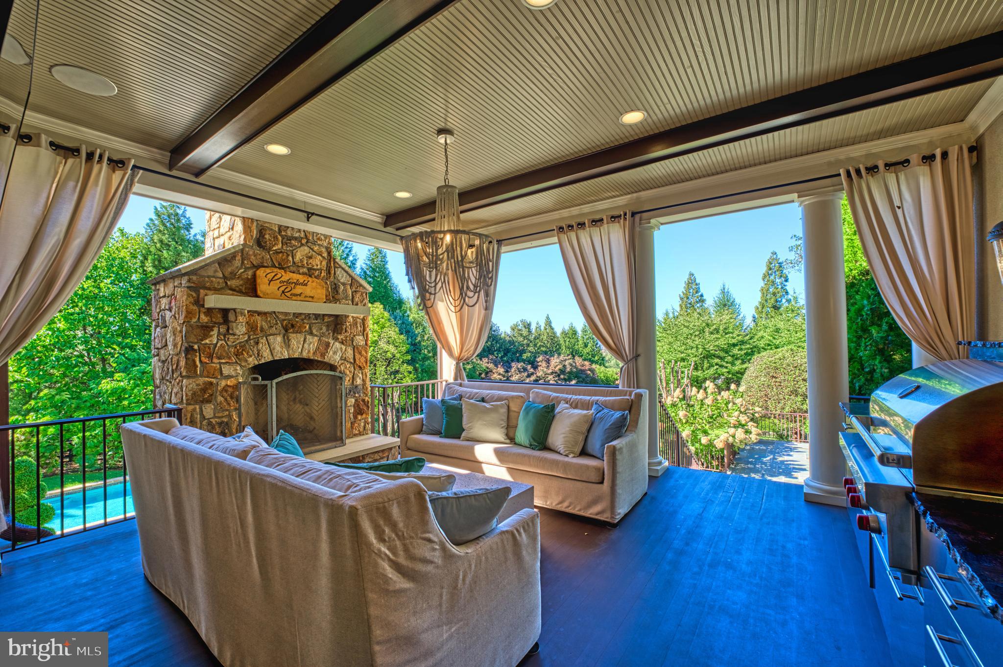 BEACON HILL - Residential