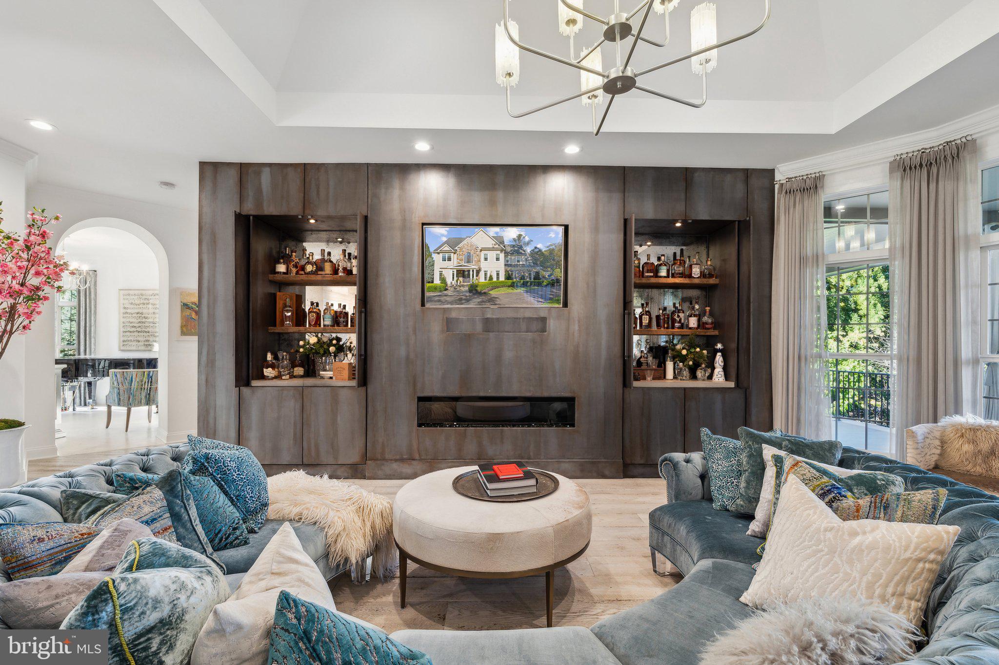 BEACON HILL - Residential
