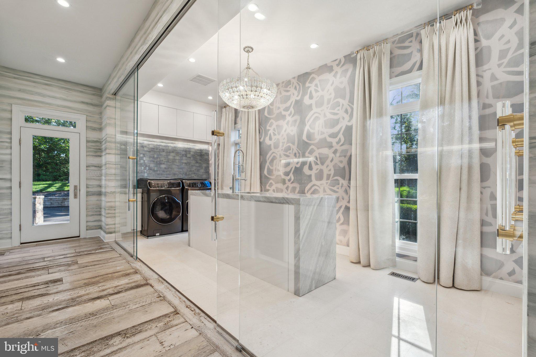 BEACON HILL - Residential