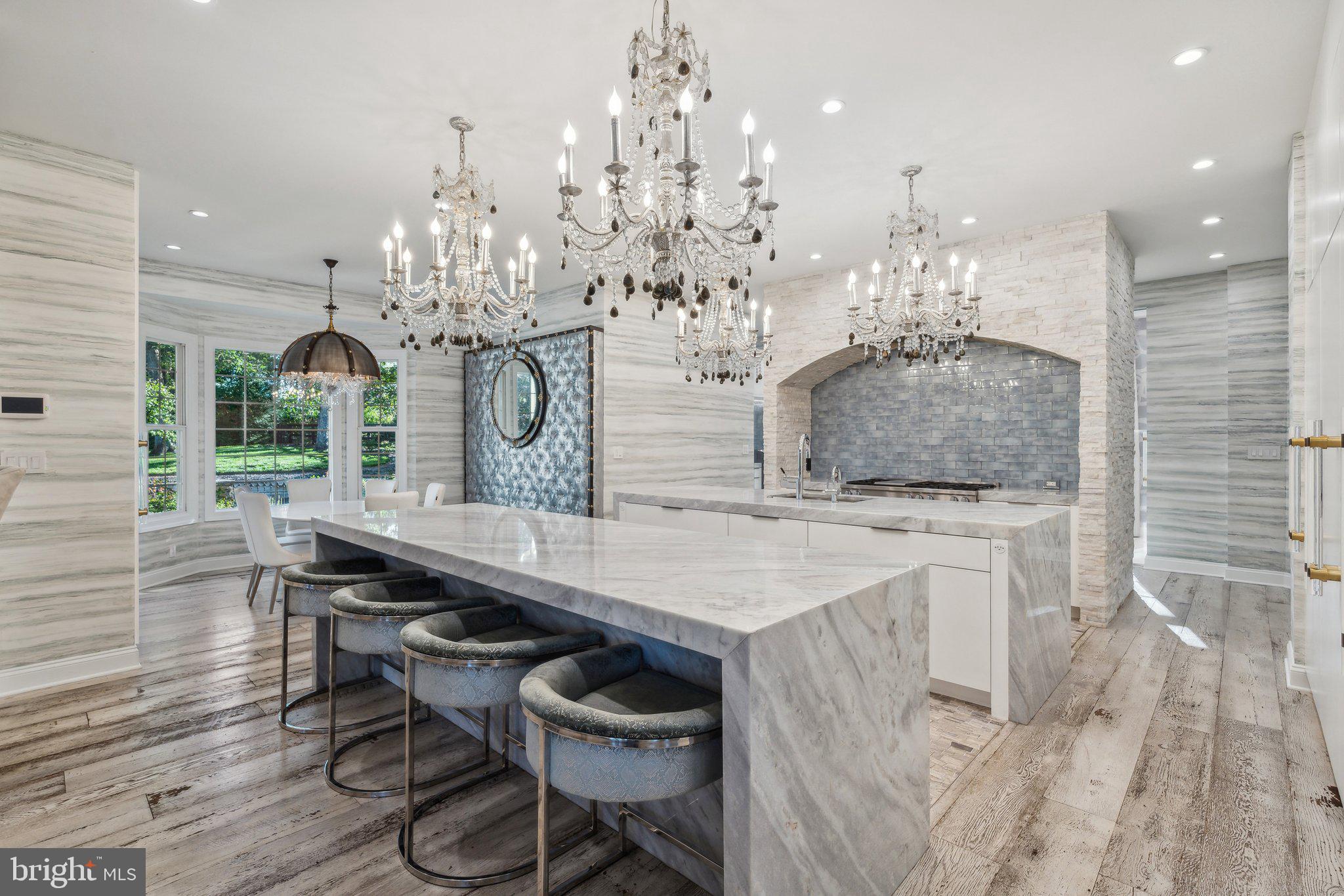 BEACON HILL - Residential