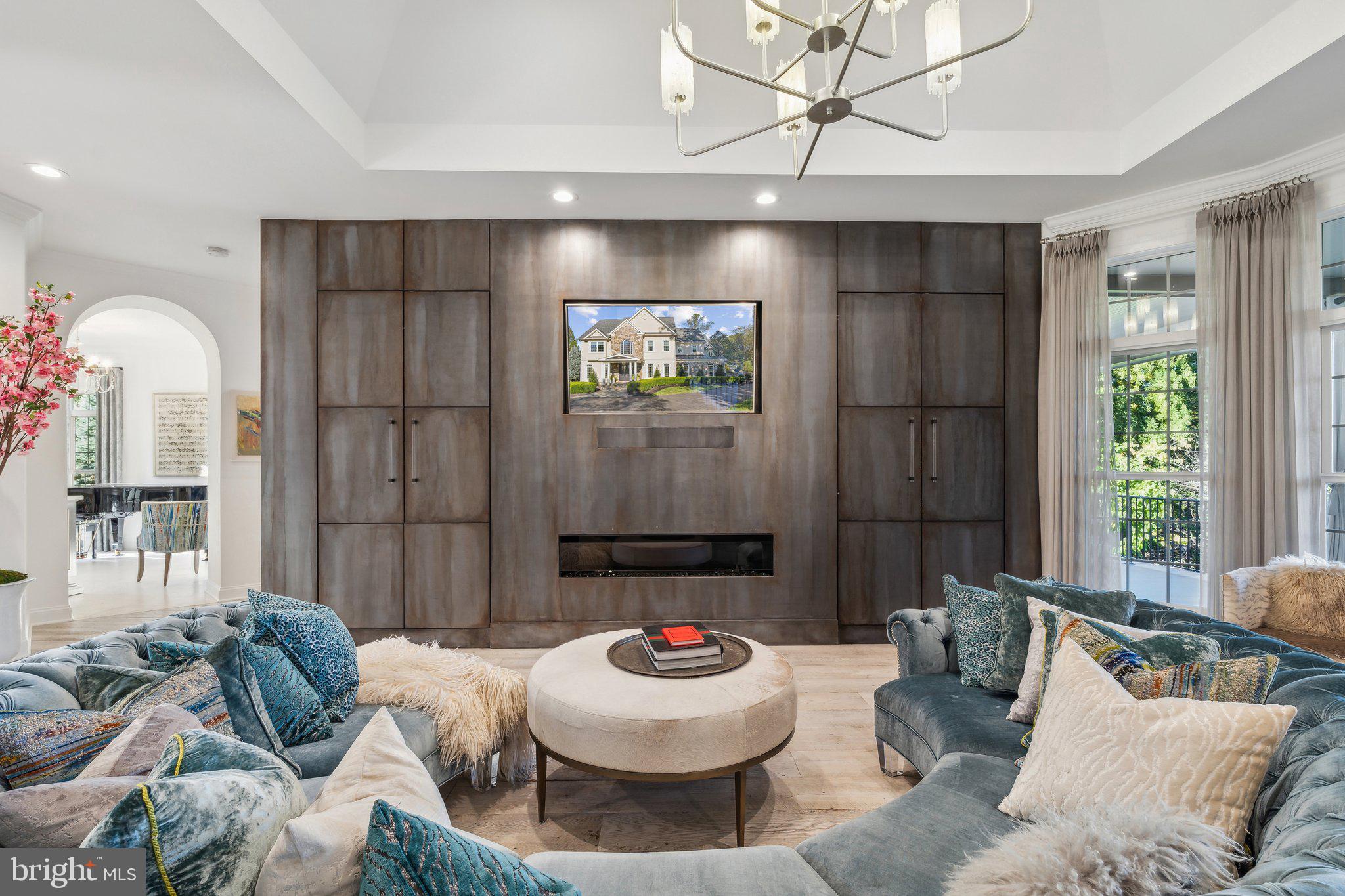 BEACON HILL - Residential