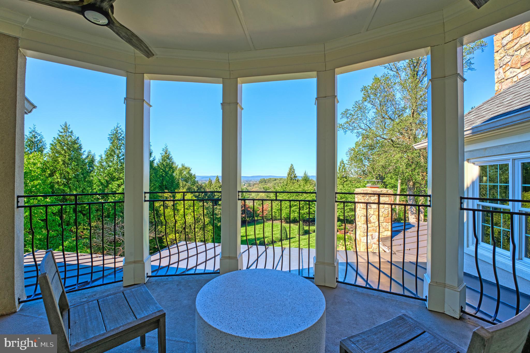 BEACON HILL - Residential