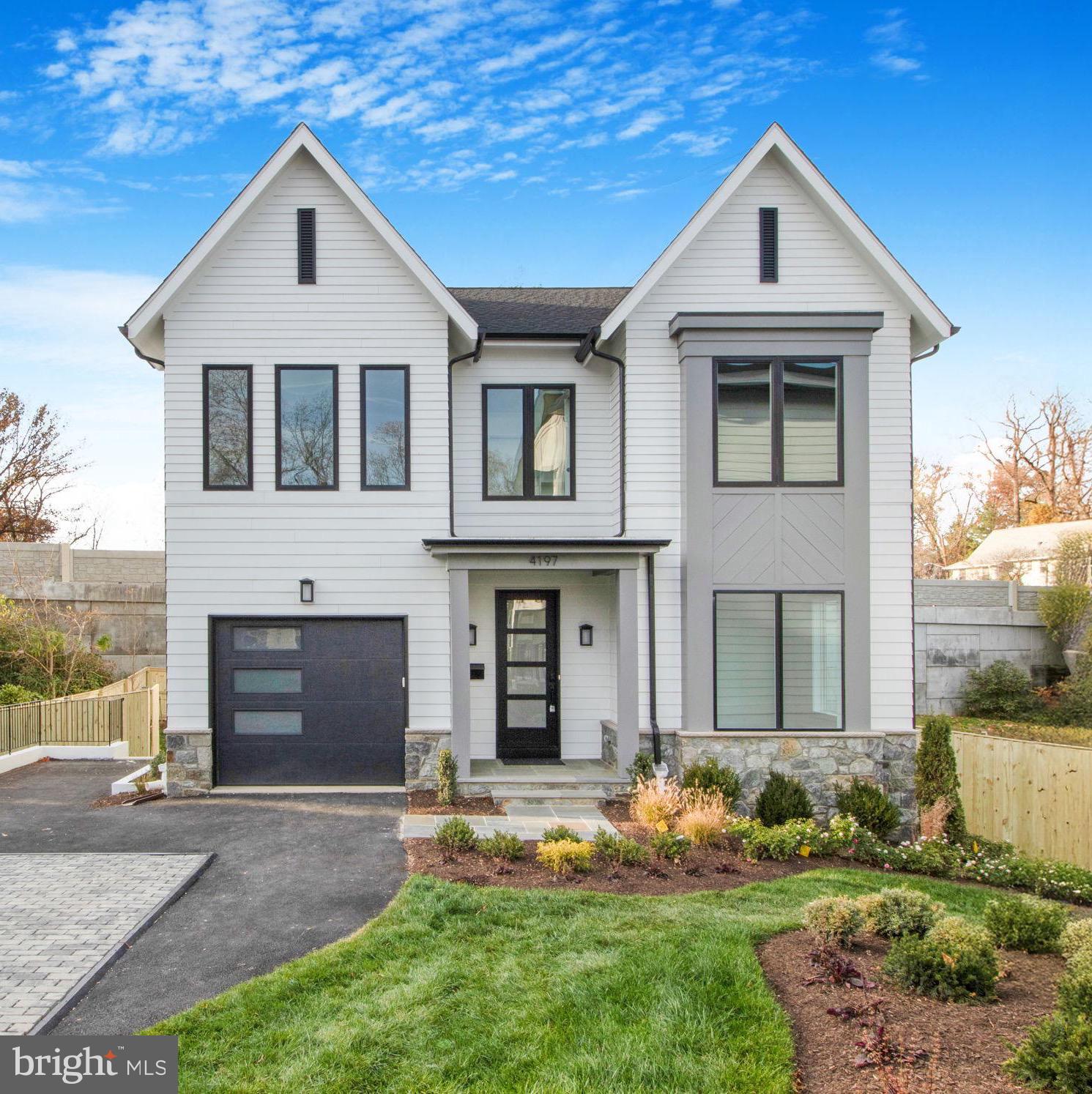CHEVY CHASE - Residential