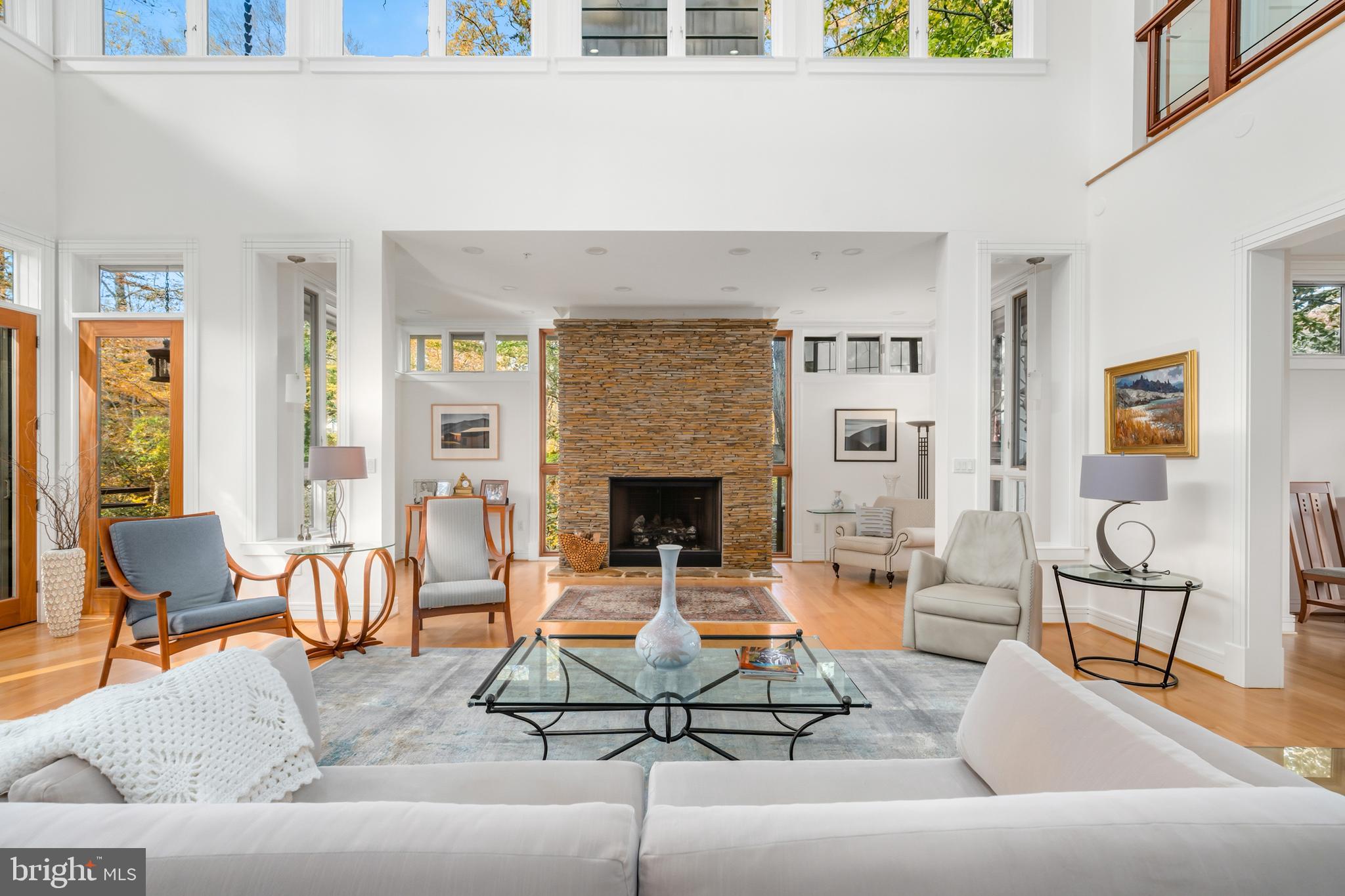 FOREST HILLS - Residential