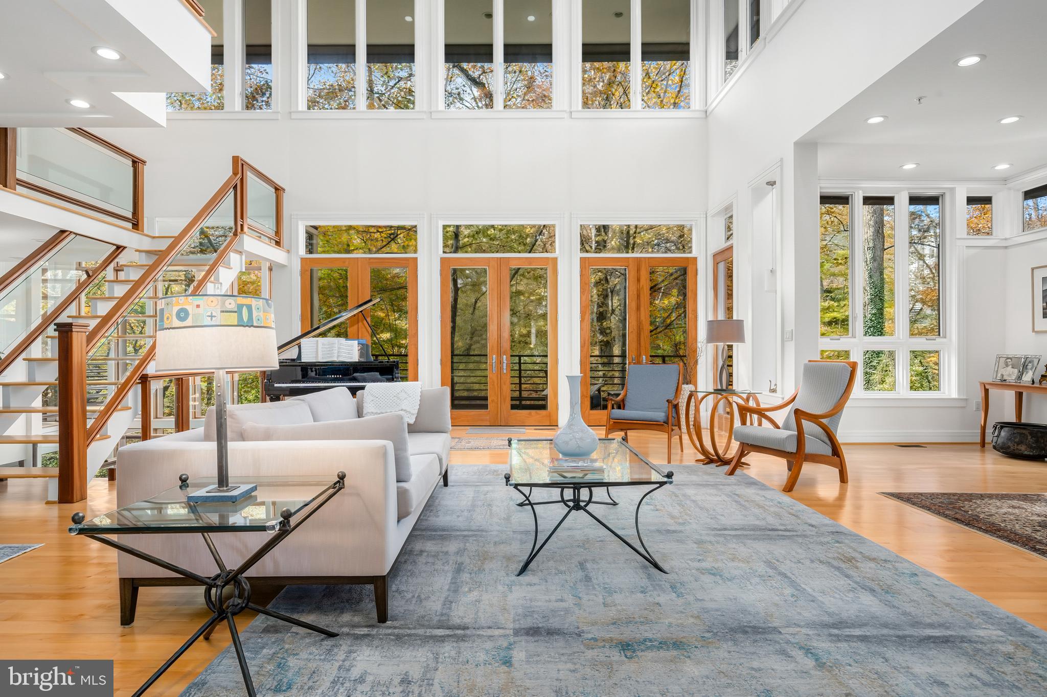 FOREST HILLS - Residential
