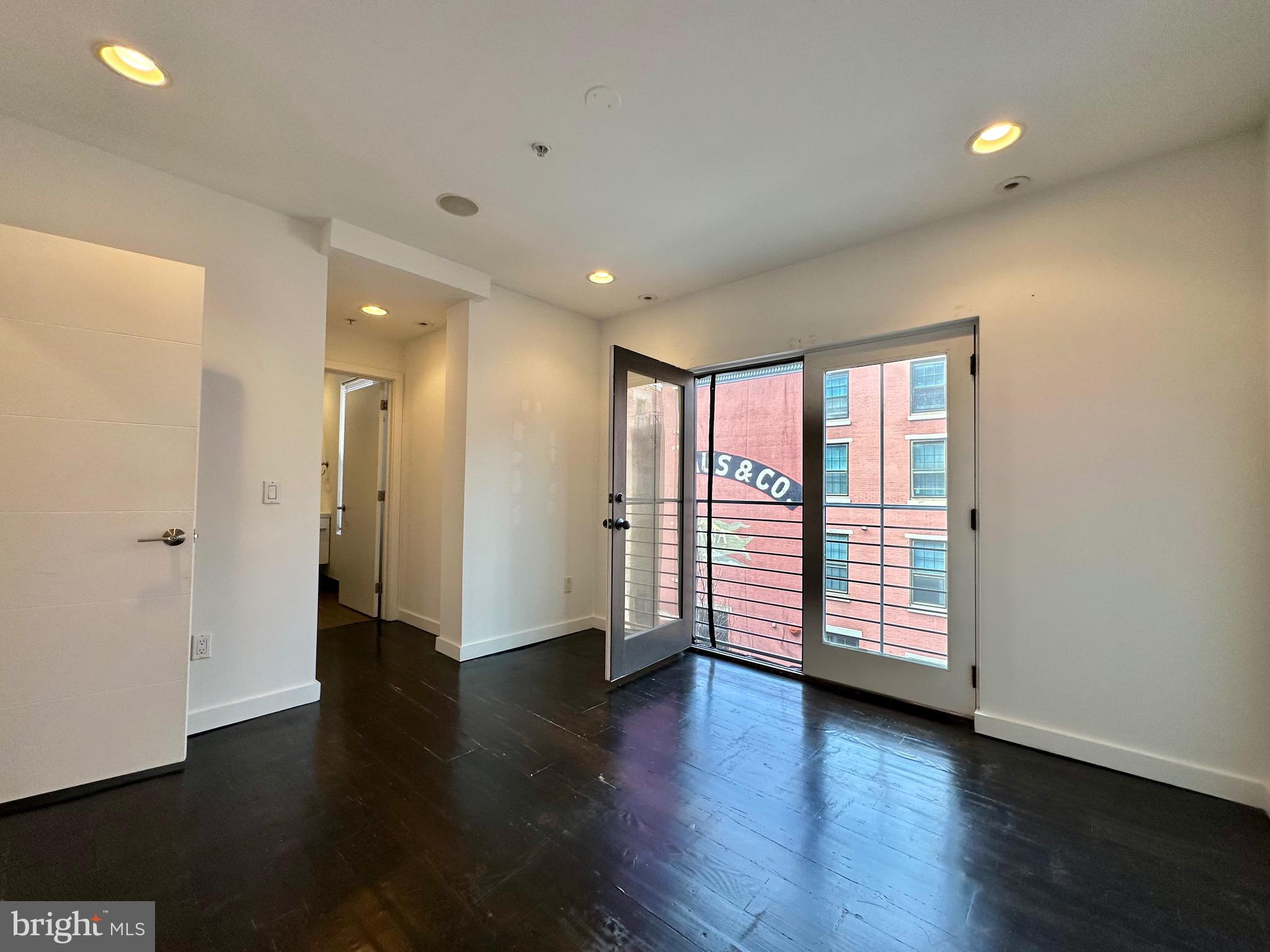 OLD CITY - Residential Lease