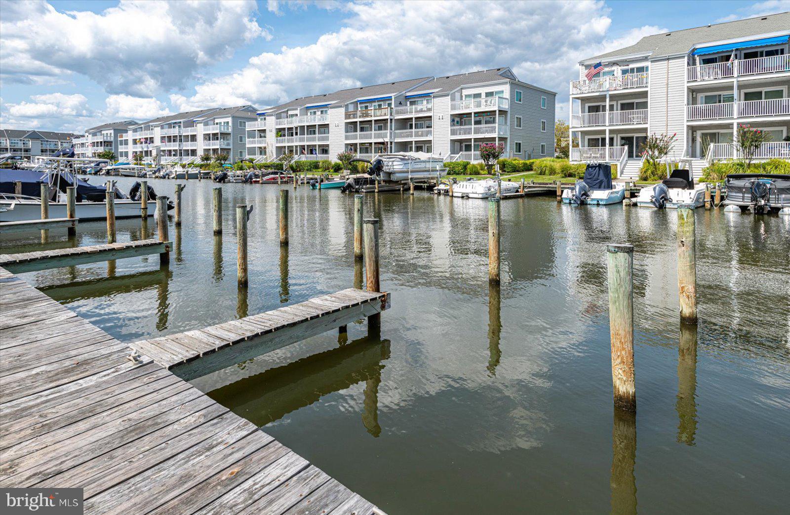 HIDDEN HARBOR - Residential