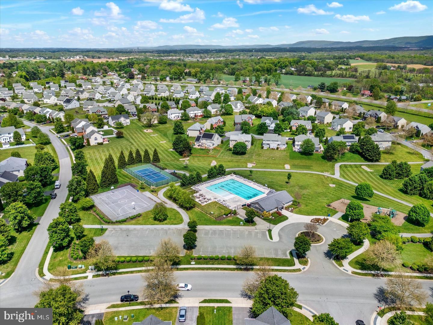 WESTFIELDS - Residential
