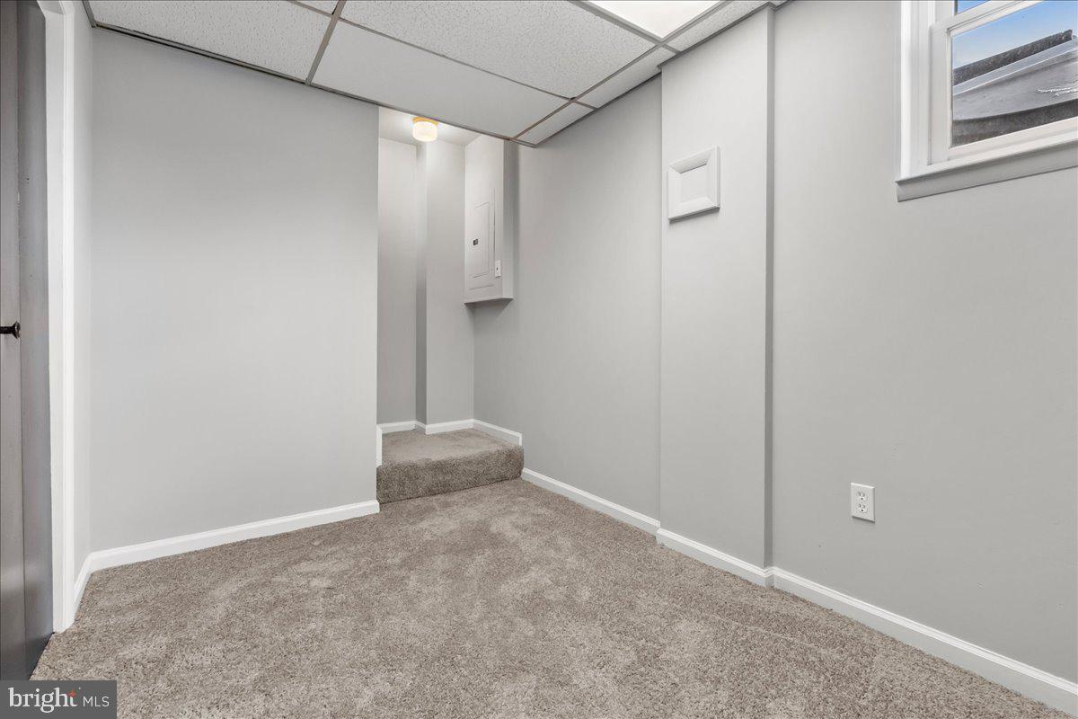 ROLLING MEADOWS - Residential