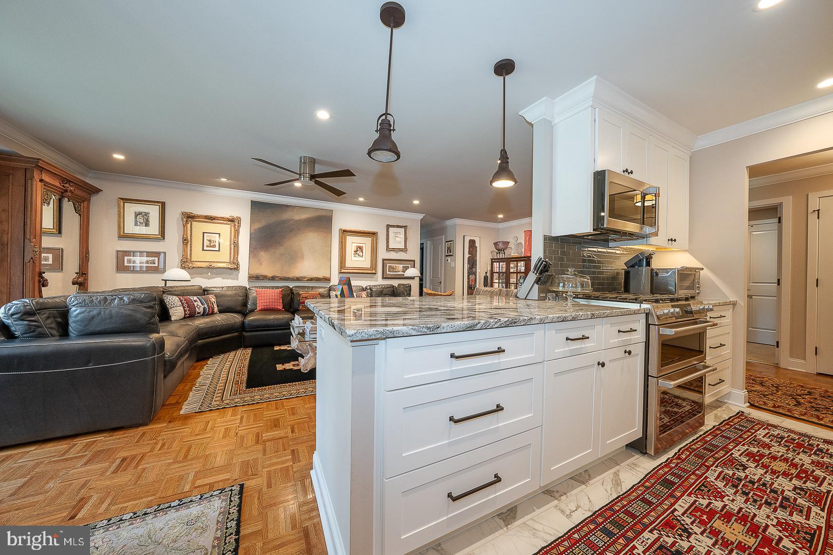 OAK HILL - Residential